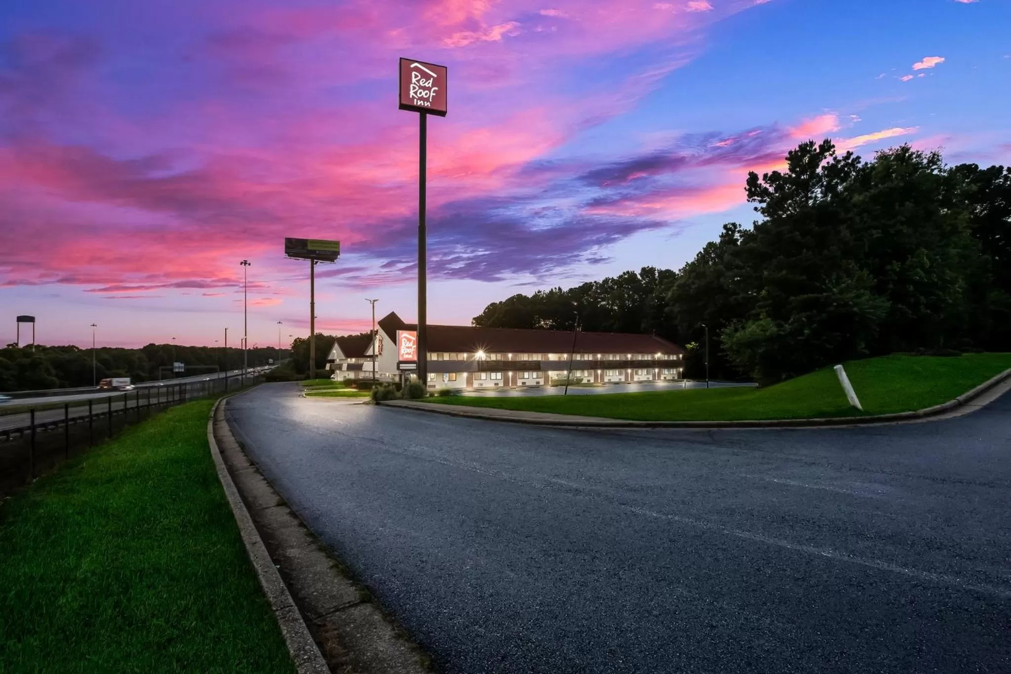 Property building in Red Roof Inn Atlanta South - Morrow