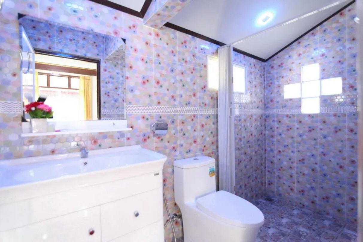 Lanta Paradise Beach Resort