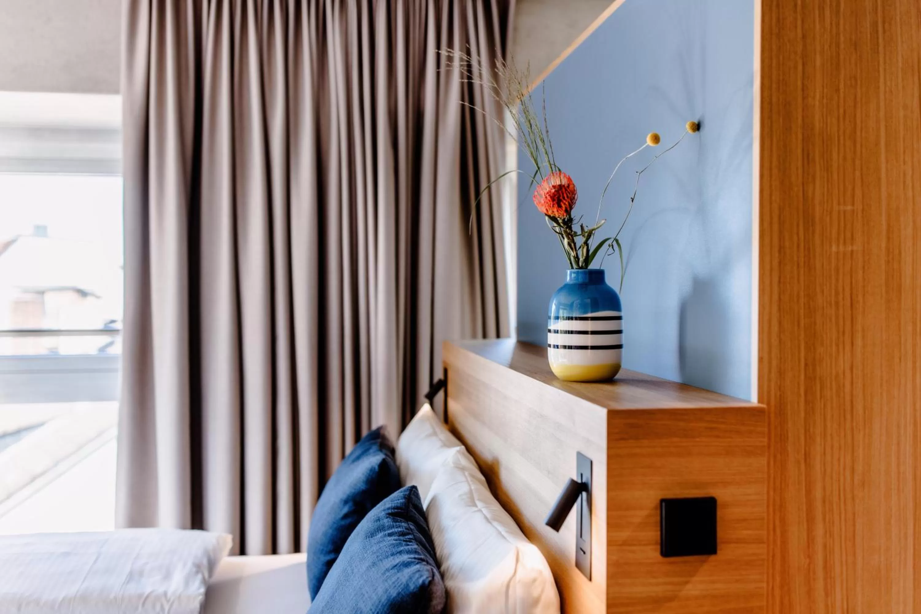 Bed in THE FLAG West M.