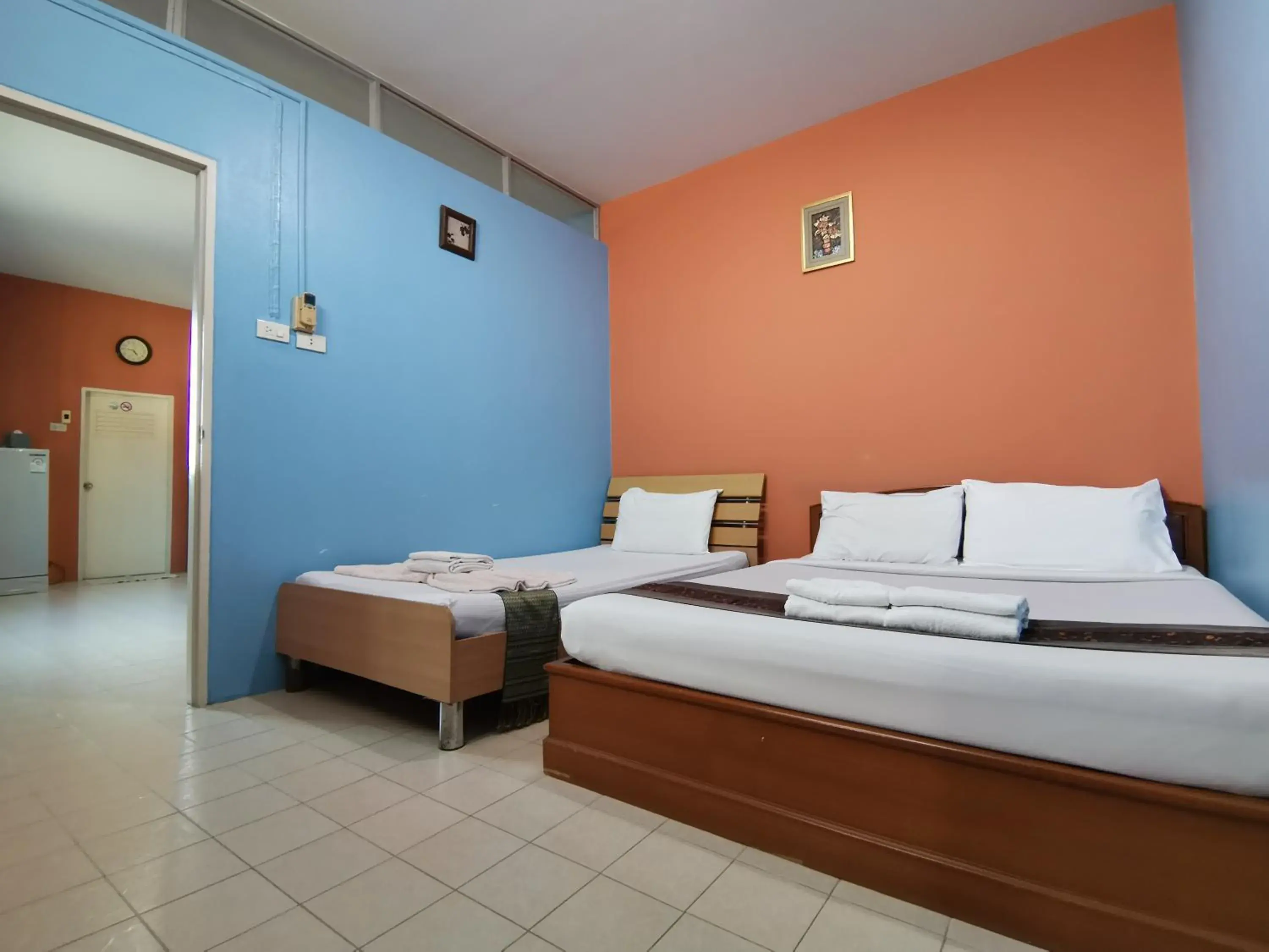 Bedroom, Bed in Samran Residence
