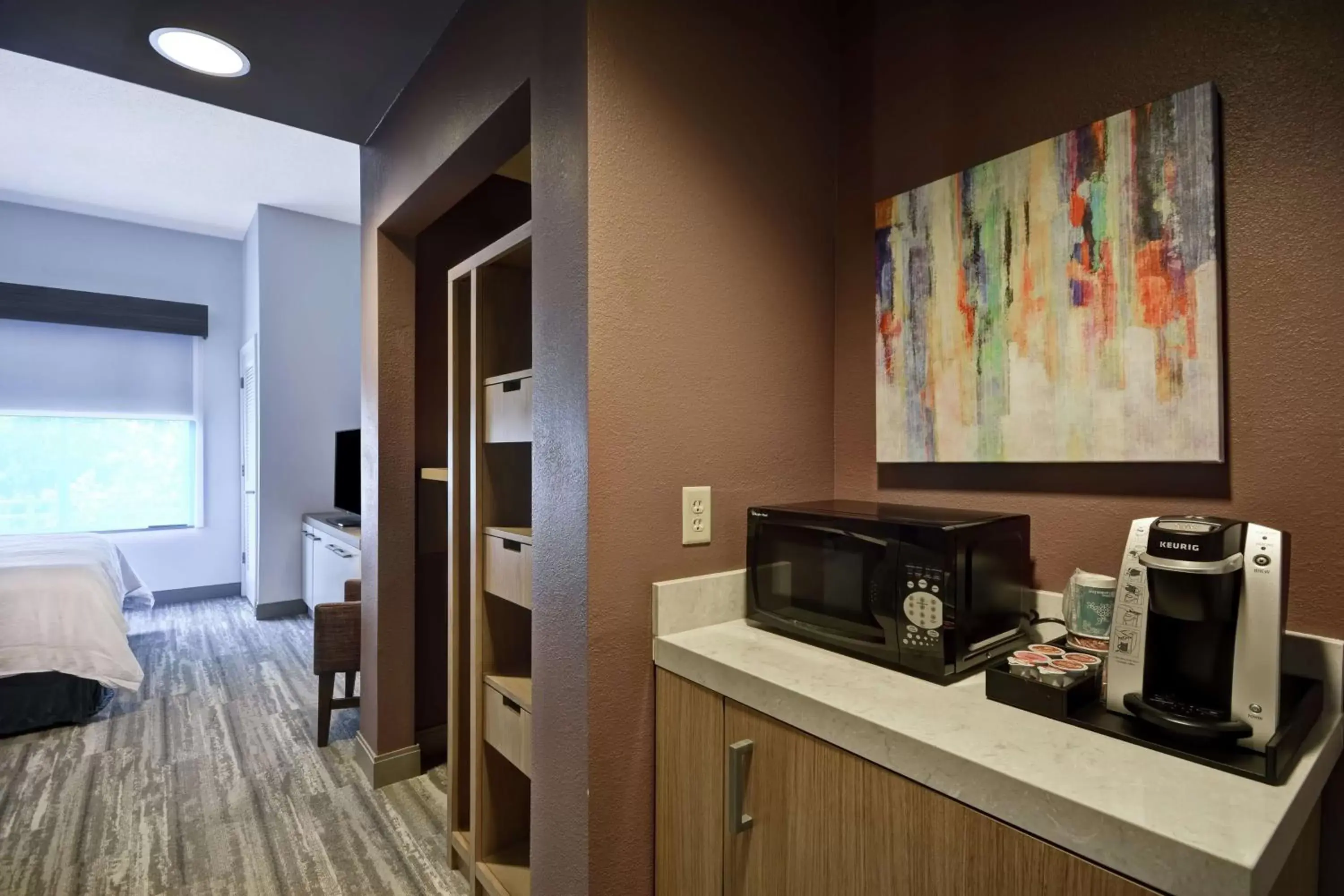 Bedroom, Kitchen/Kitchenette in Hilton Garden Inn Panama City