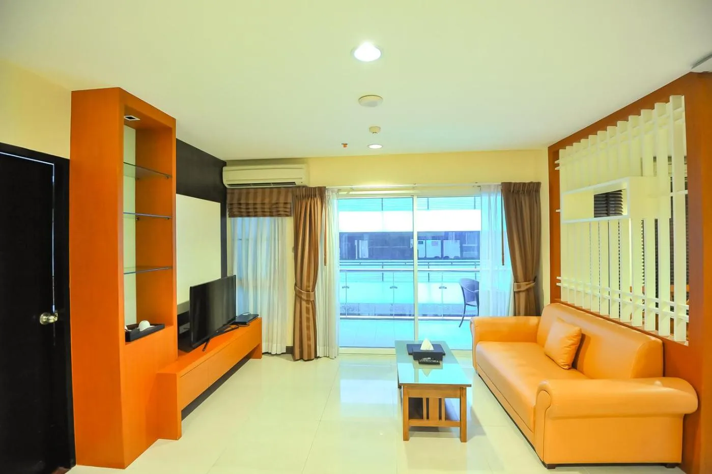 TV and multimedia in 42Grand Residence