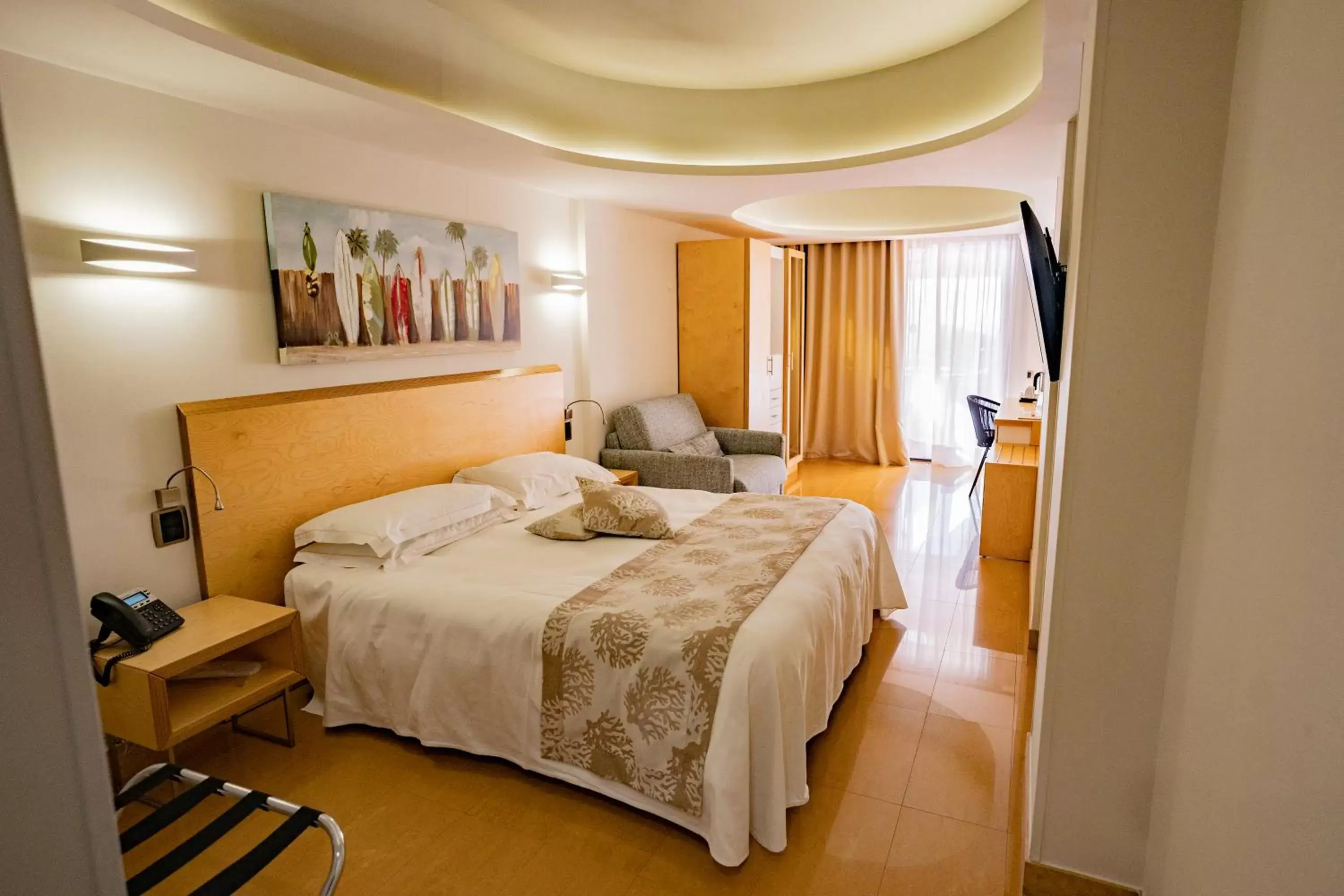 Photo of the whole room, Bed in Taormina Panoramic Hotel