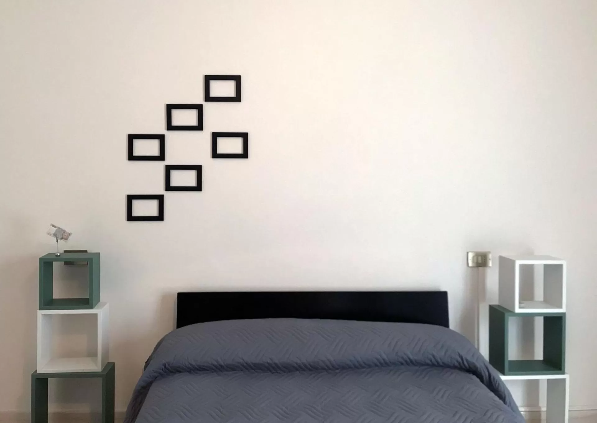 Photo of the whole room, Bed in Residence del Golfo