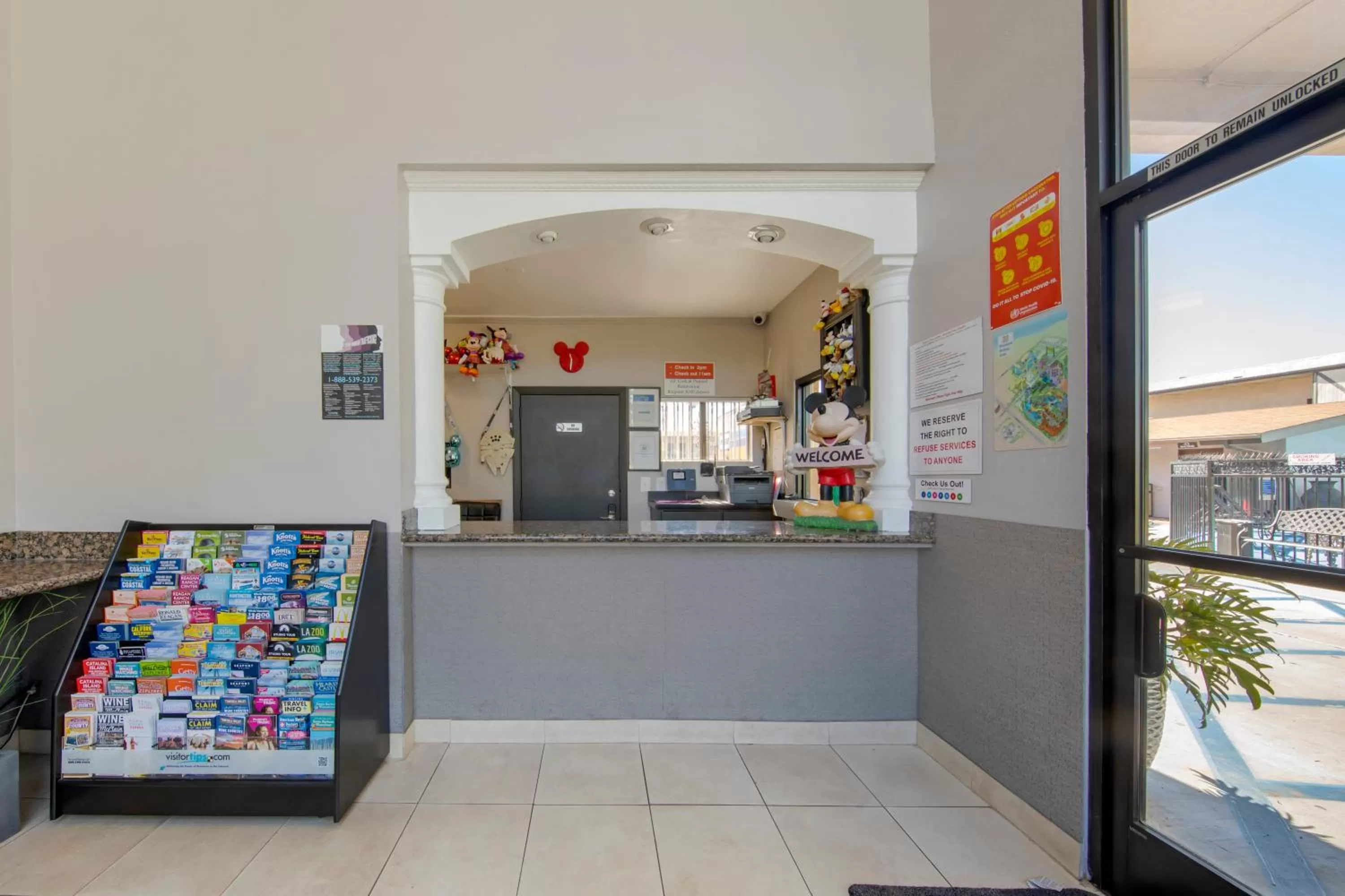 Lobby or reception in Anaheim Discovery Inn and Suites