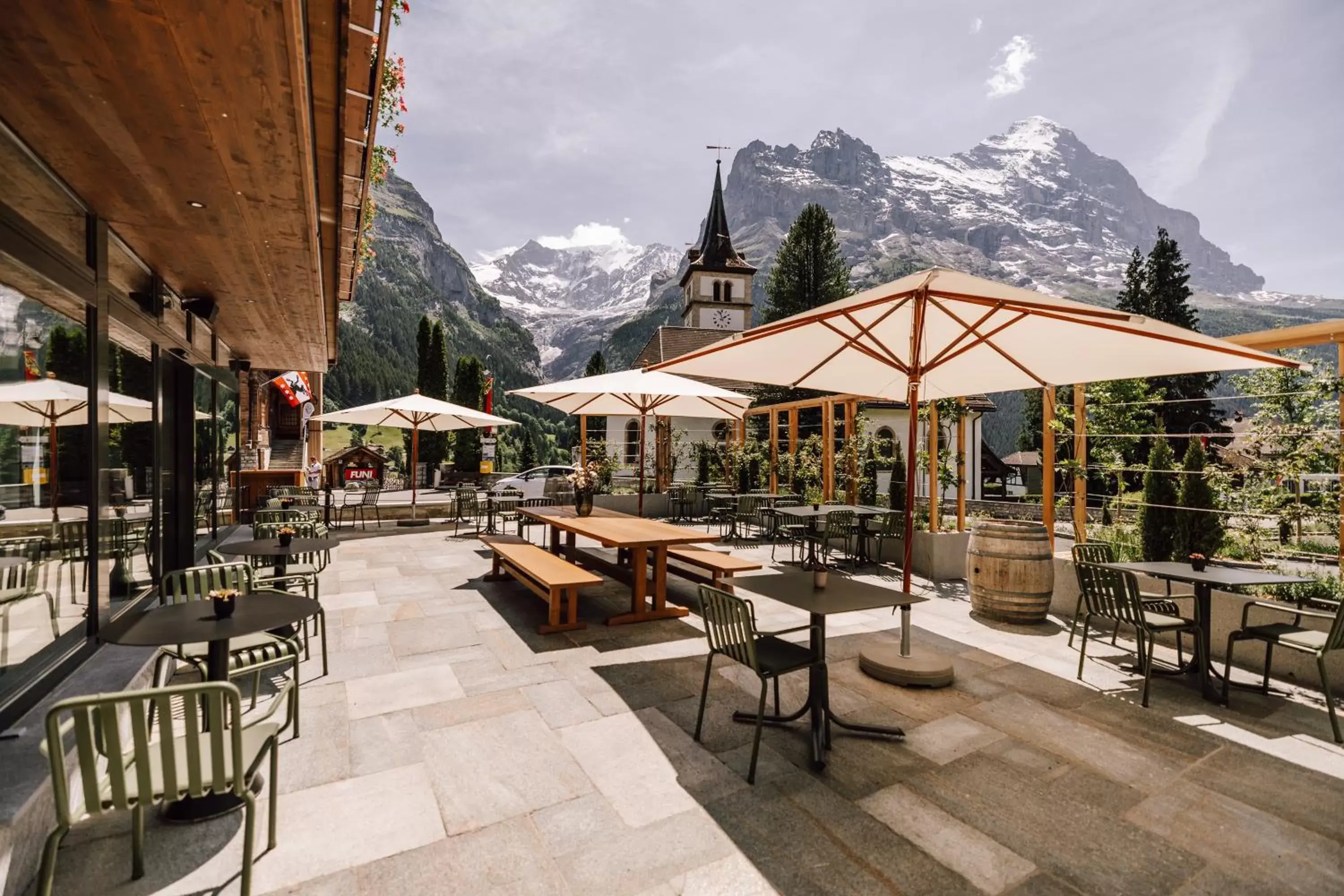 Summer, Restaurant/Places to Eat in Hotel Fiescherblick