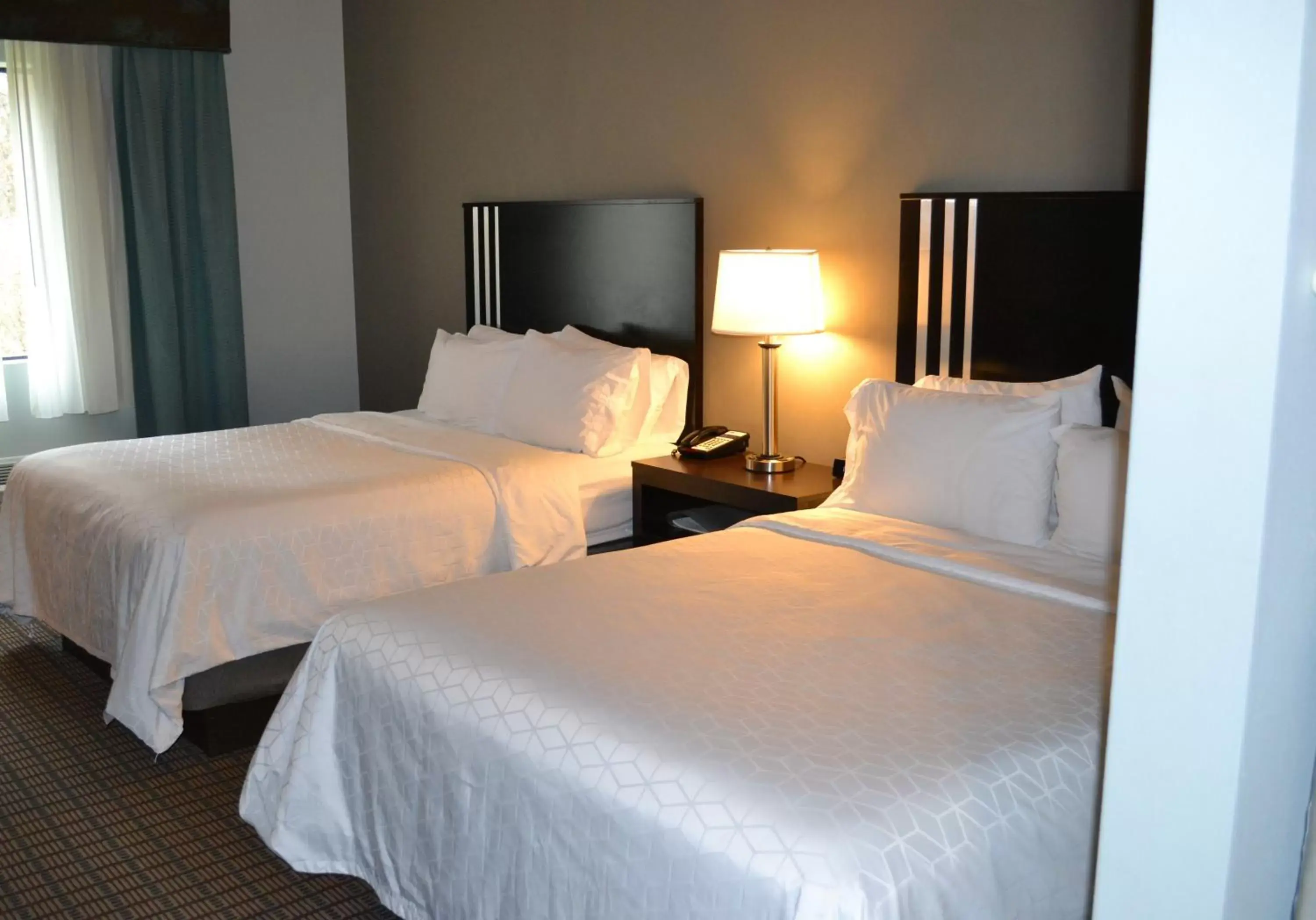 Photo of the whole room, Bed in Holiday Inn Express Selinsgrove by IHG Photo of the whole room, Bed in Holiday Inn Express Selinsgrove by IHG