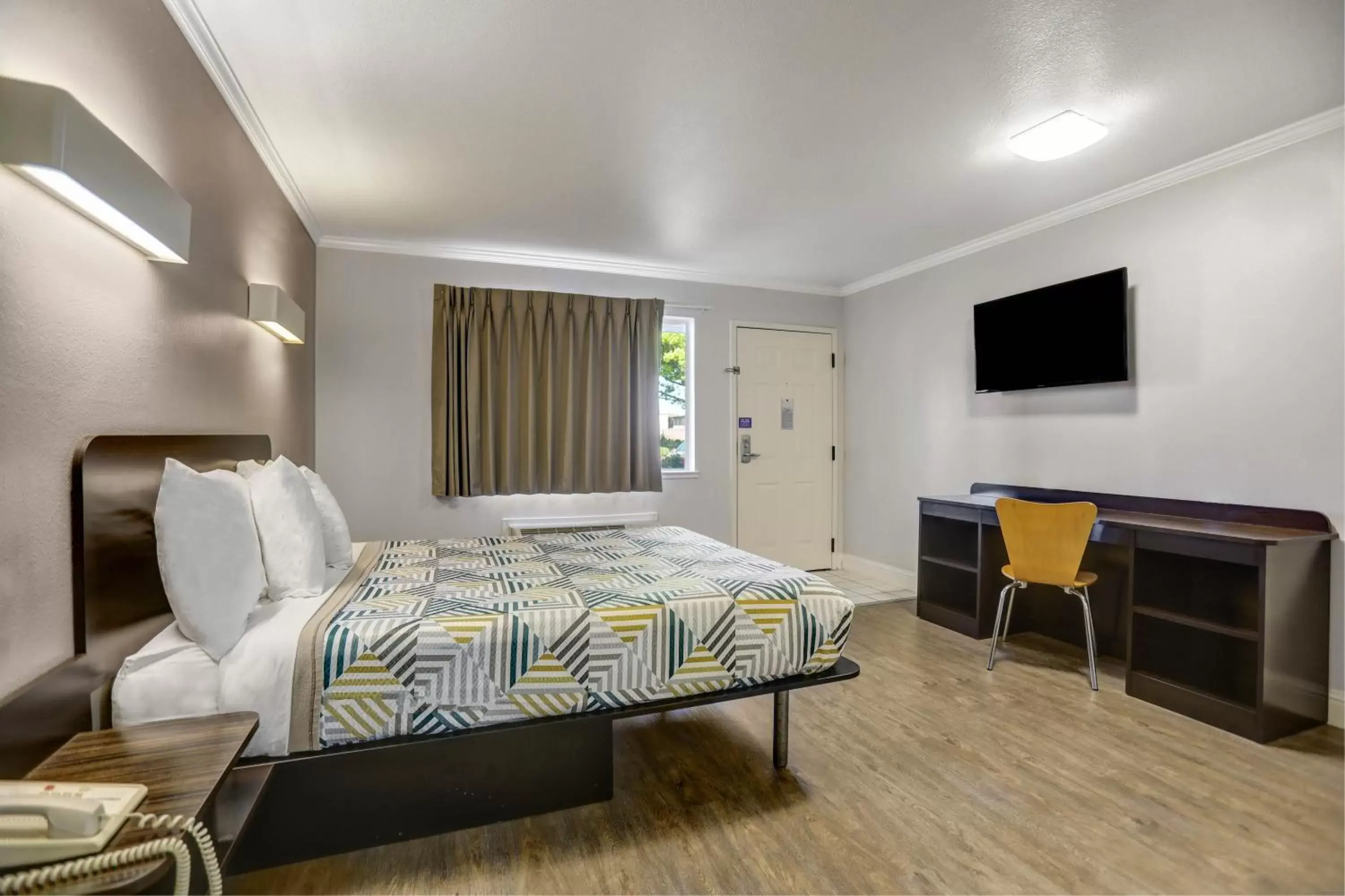 Bed in Motel 6-Lodi, CA