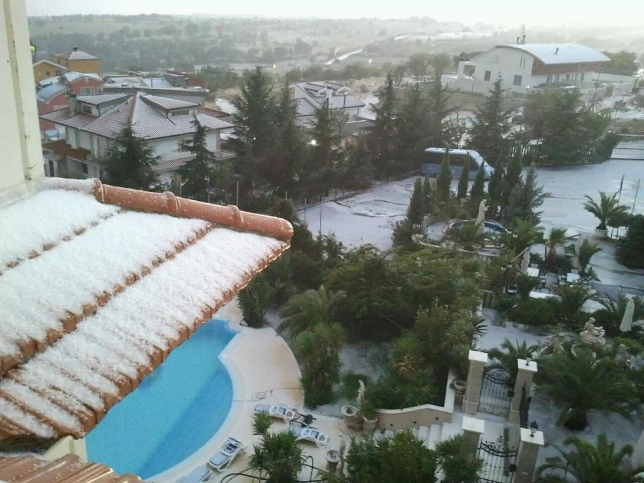 Winter, Pool View in Grand Hotel degli Angeli