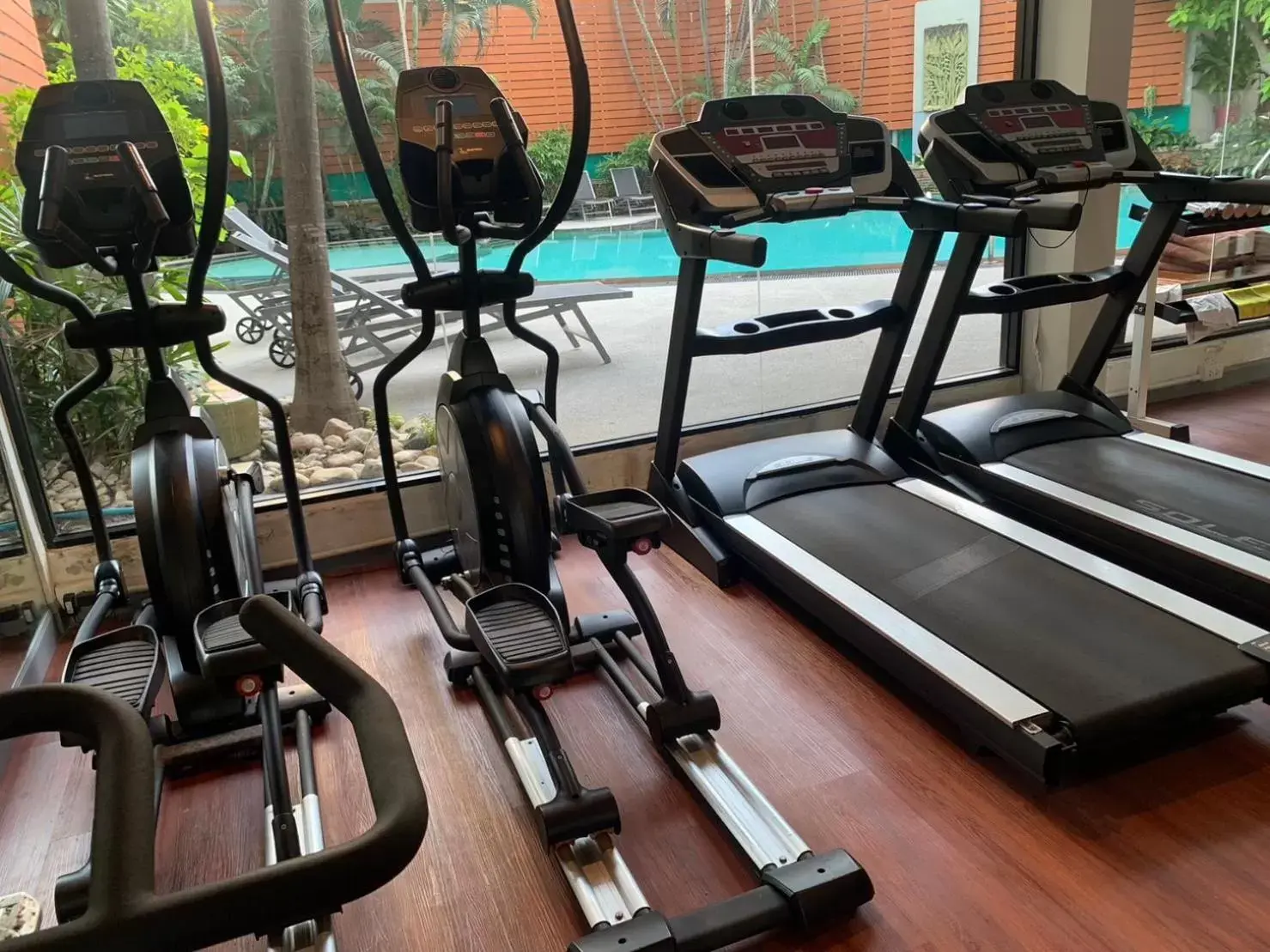 Fitness Center/Facilities in Manhattan Hotel Bangkok