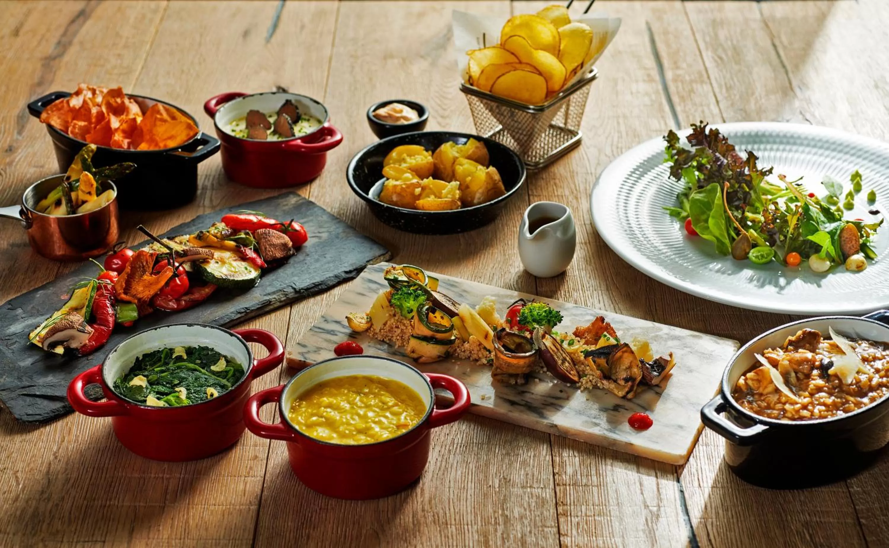 Restaurant/places to eat in Crowne Plaza Porto by IHG