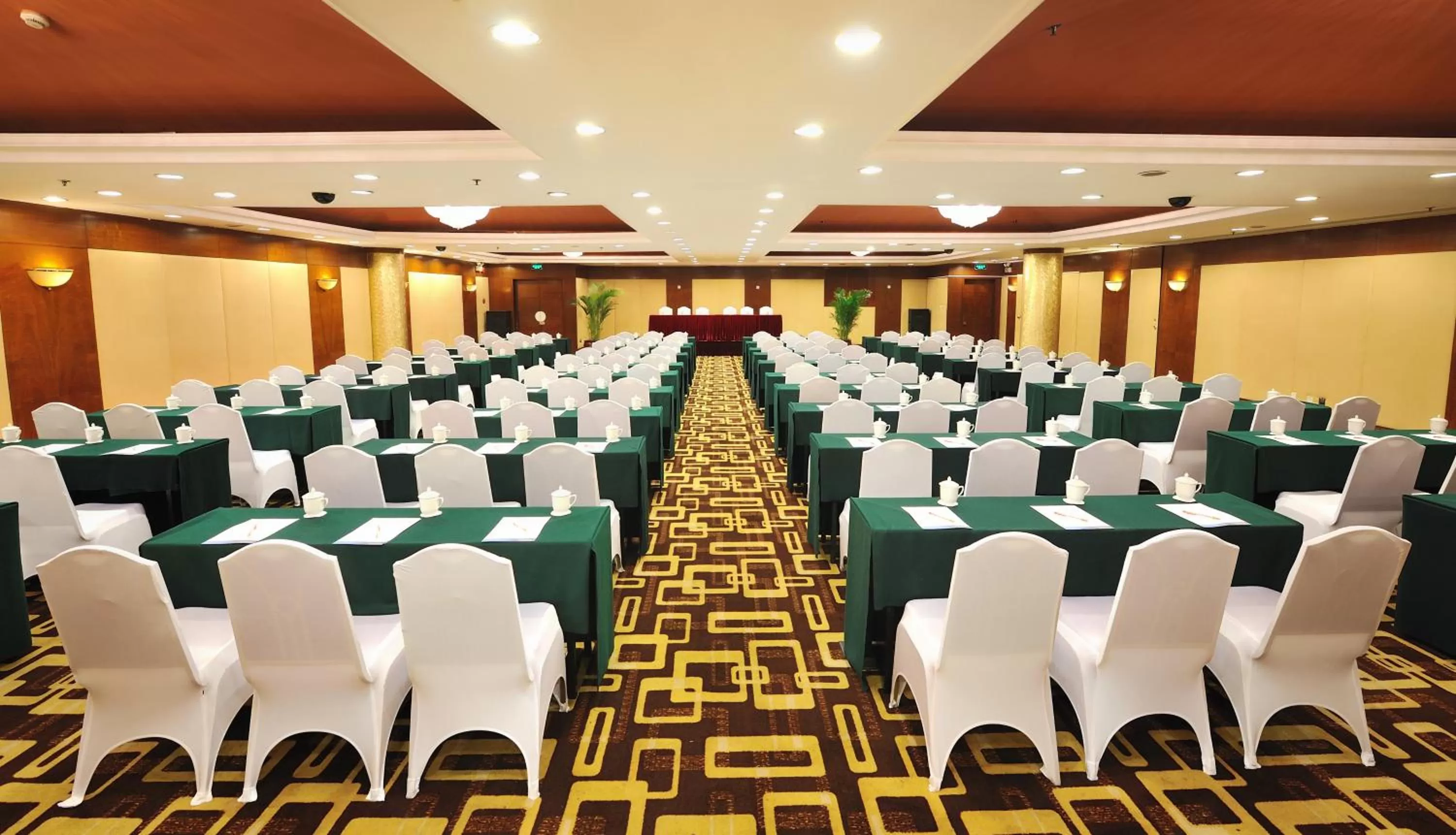 Business facilities in Beijing XinQiao Hotel
