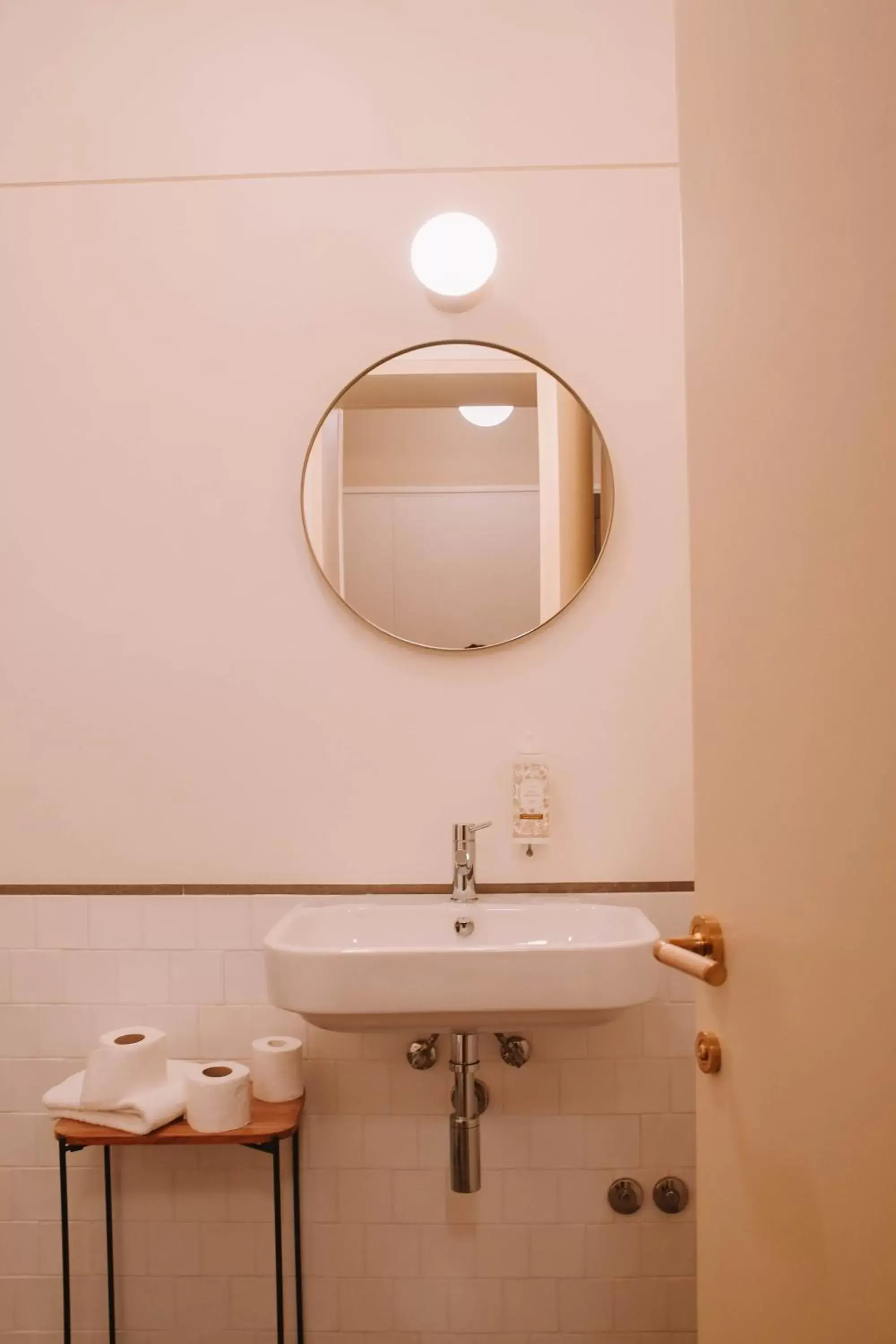 Bathroom in Villa Theatro Heritage Apartments