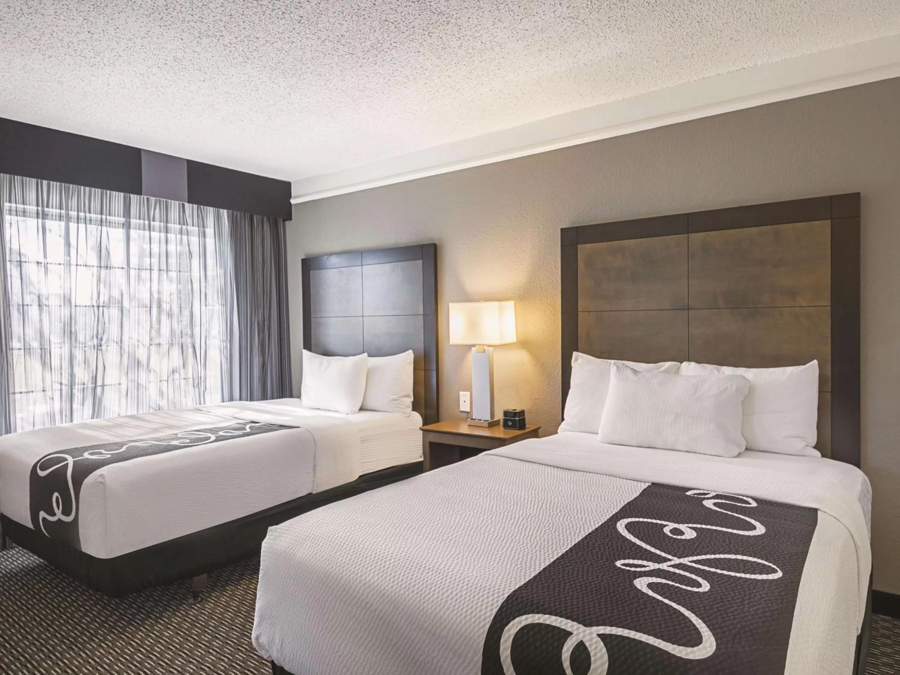 Double Room with Two Double Beds and Bath Tub - Mobility Accessible/Non-Smoking in La Quinta by Wyndham Austin at The Domain