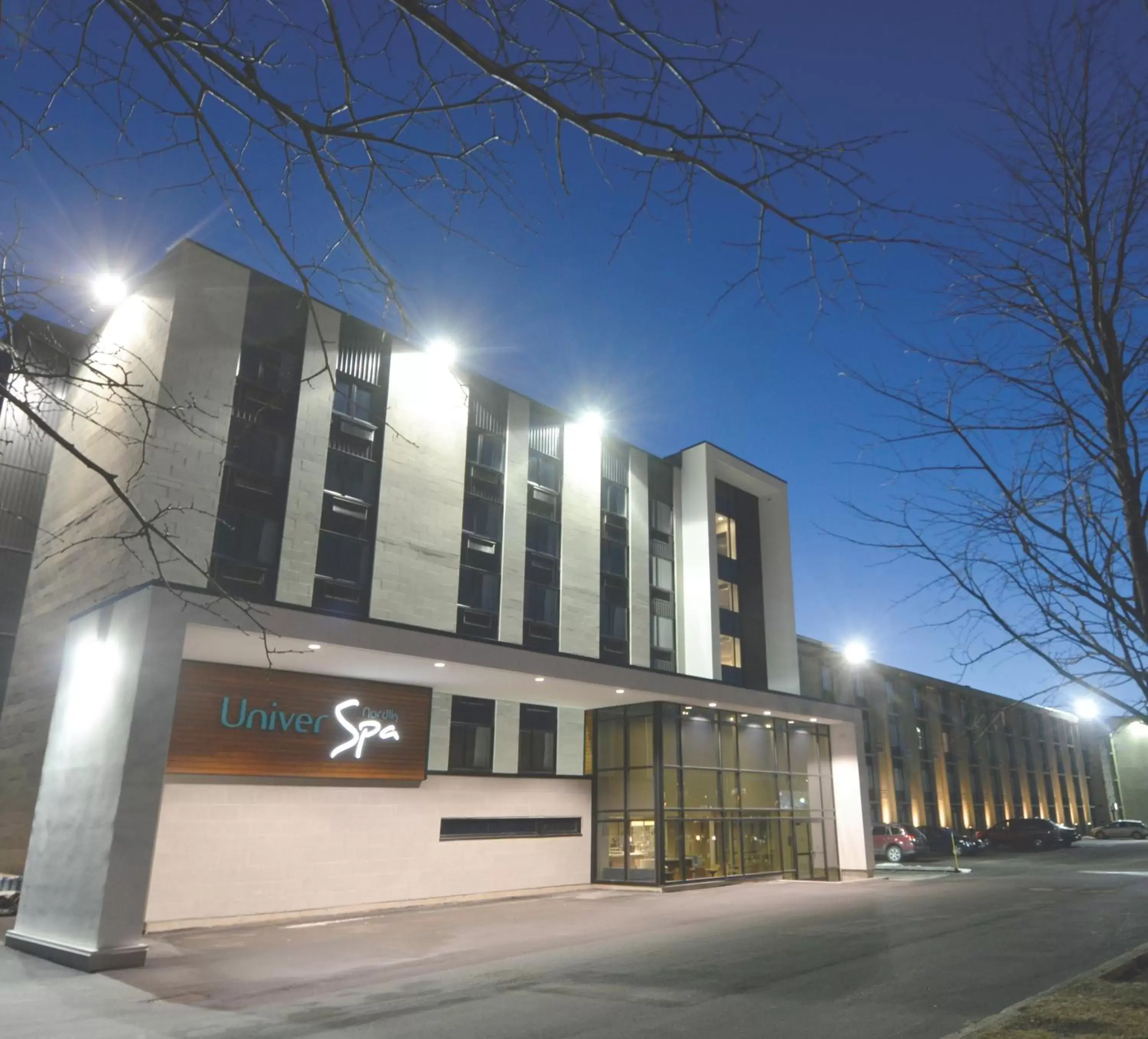 Facade/entrance, Property Building in Hôtel Universel, Centre de congrès Rivière-du-Loup