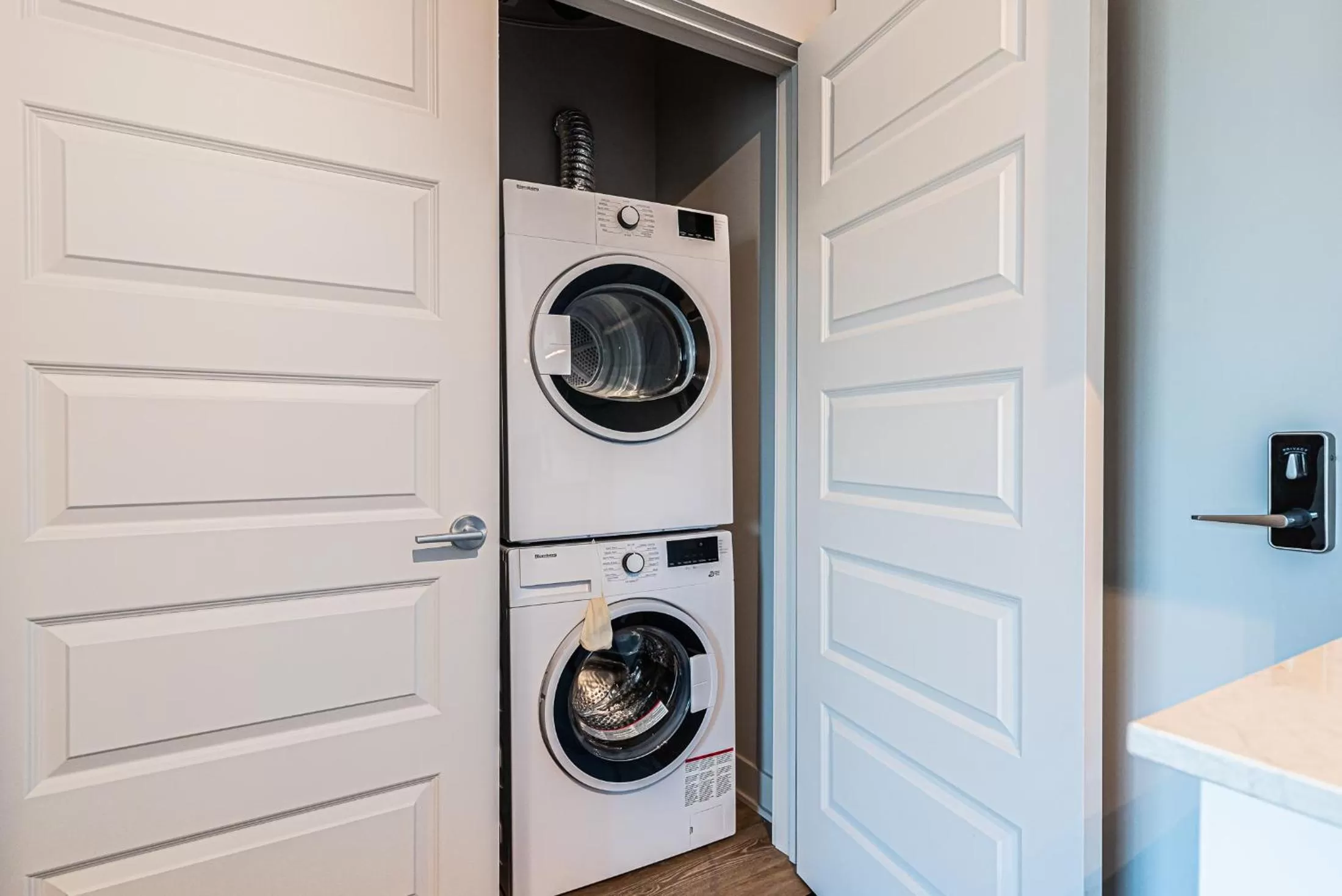 washing machine in WERFY Luxury Apart-Hotel