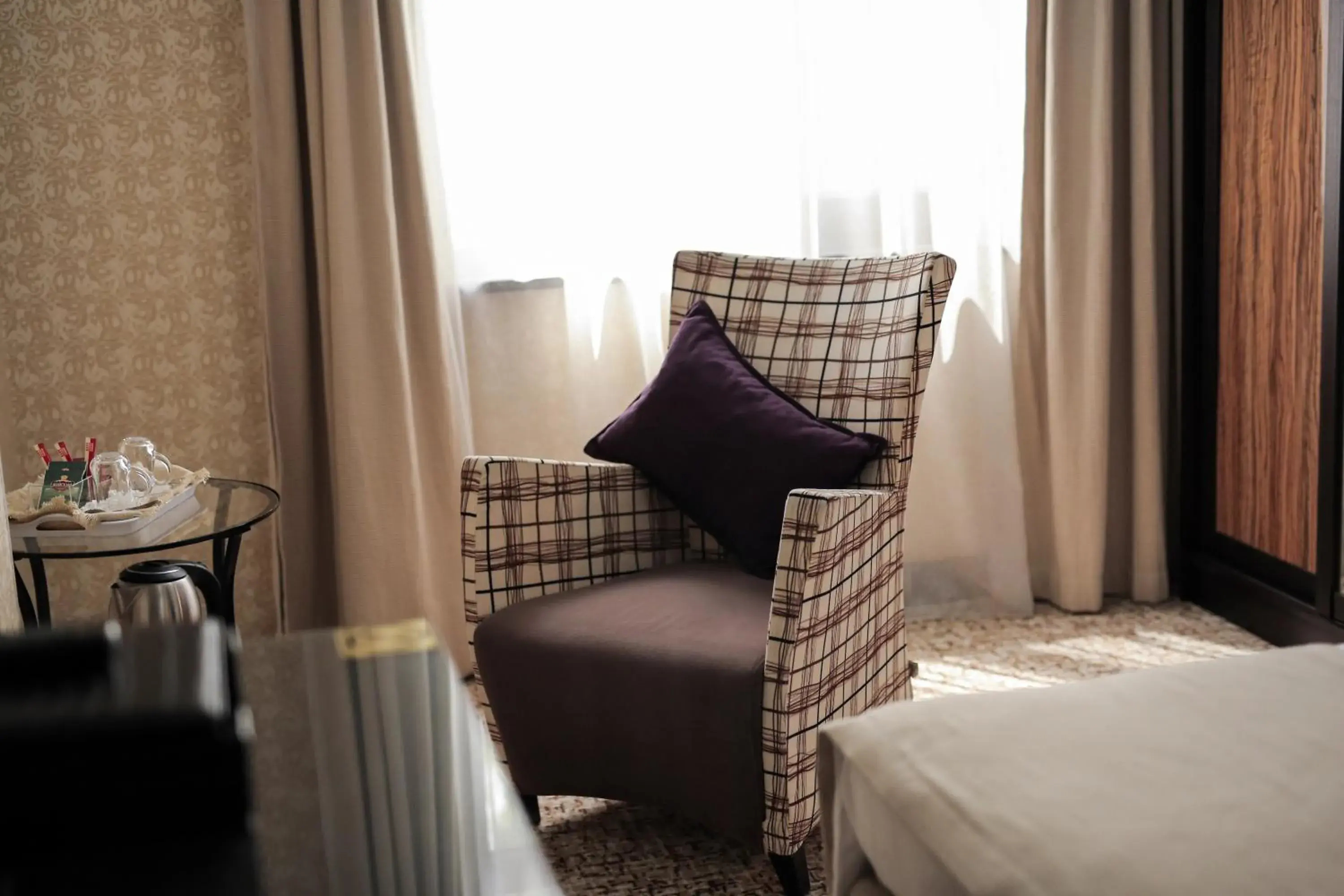 Photo of the whole room, Seating Area in Onyx Hotel Bishkek