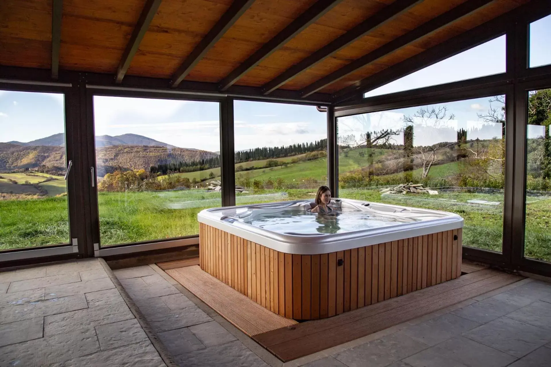 Hot Tub in Agri Resort & SPA Le Colline del Paradiso