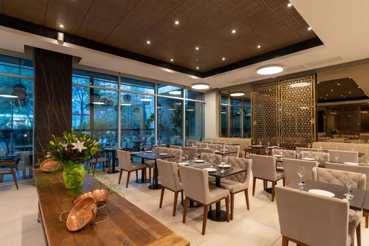 Restaurant/places to eat in Best Western Premier Marina Las Condes Restaurant/places to eat in Best Western Premier Marina Las Condes