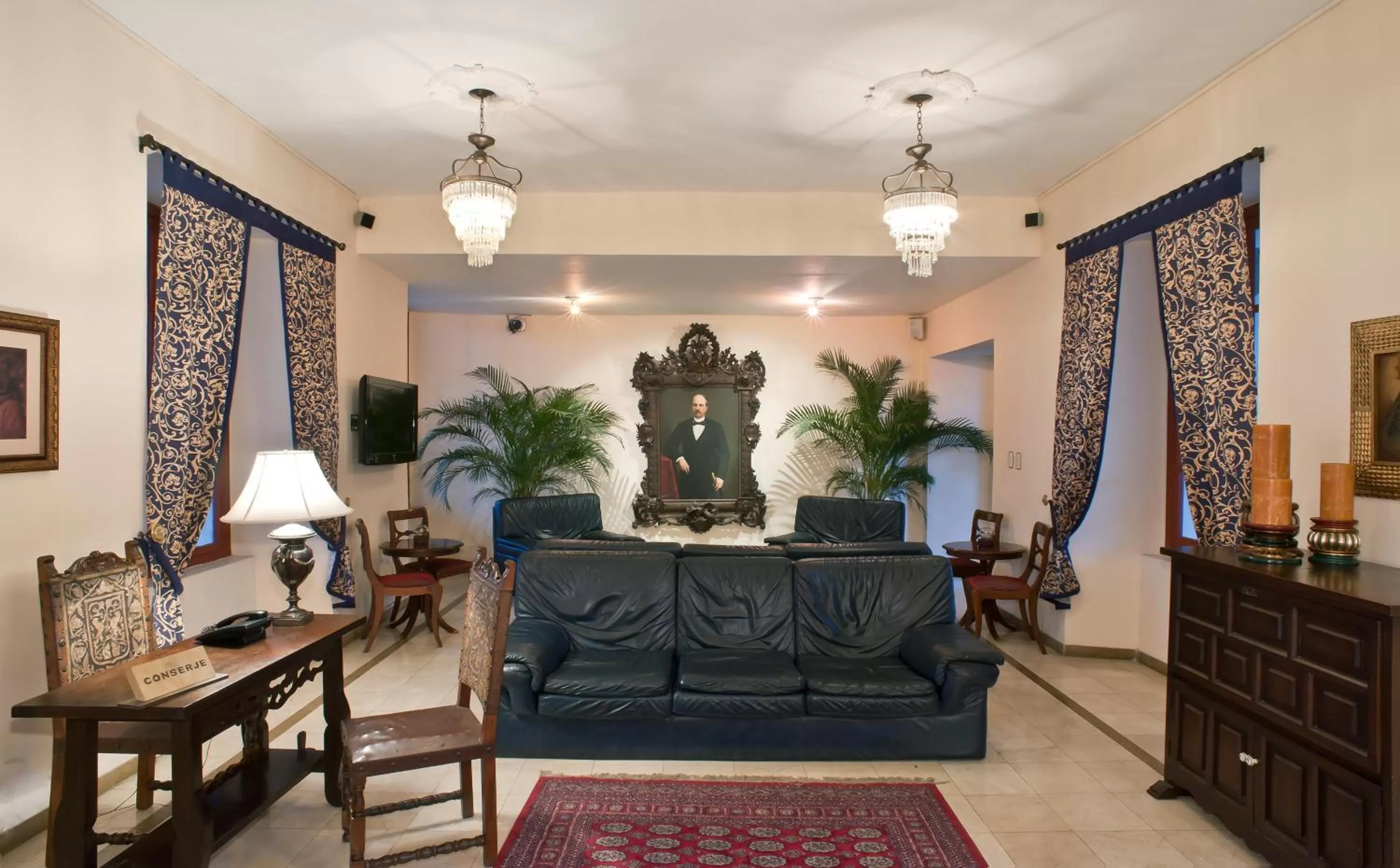 Lobby or reception in Hotel Dann Monasterio