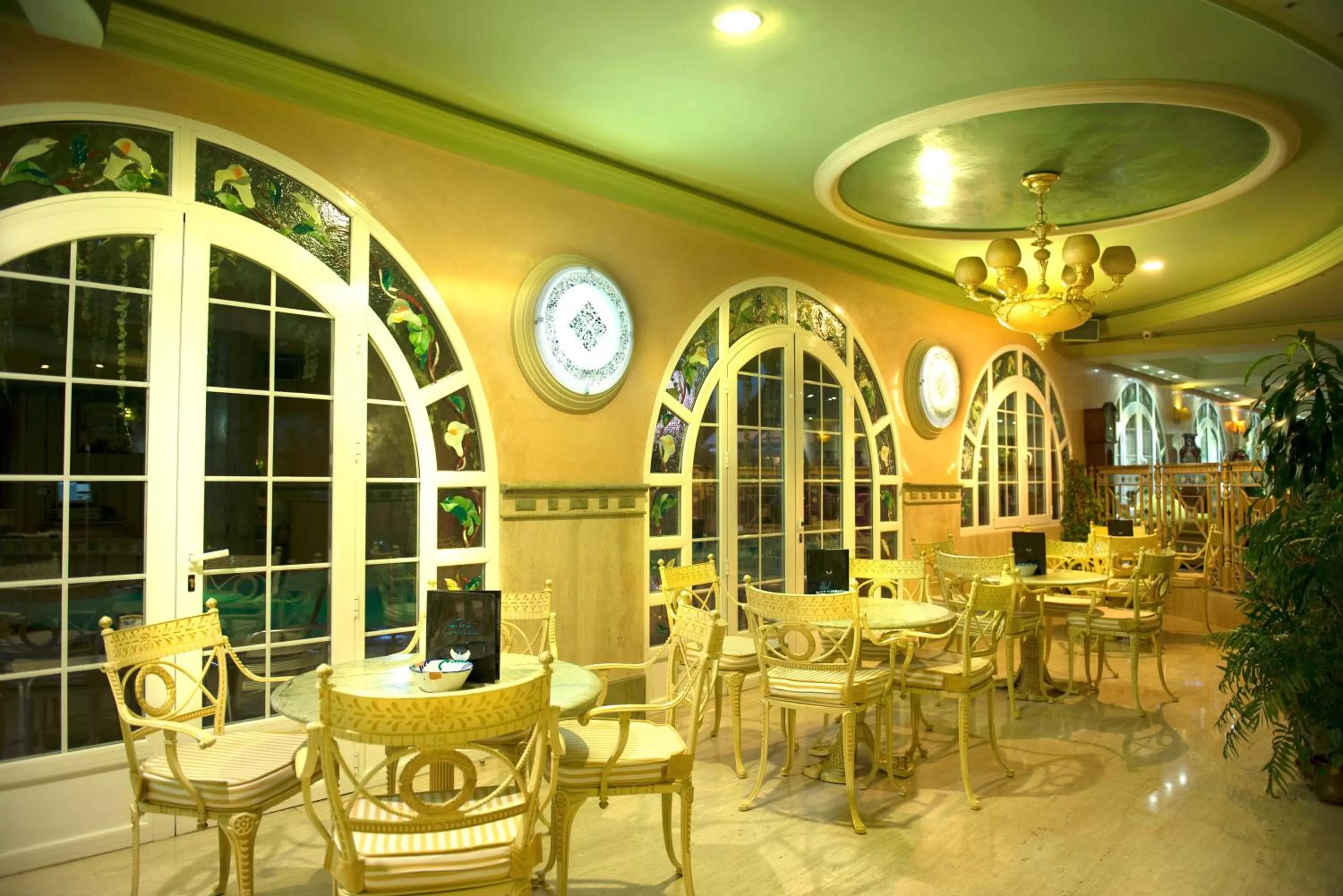 Restaurant/places to eat in Hotel Los Angeles Granada