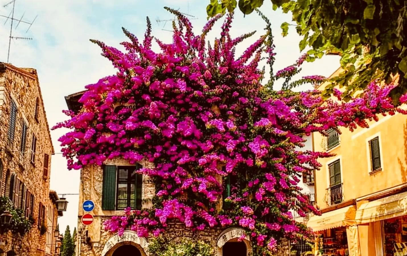 Spring in Boutique Hotel Sirmione
