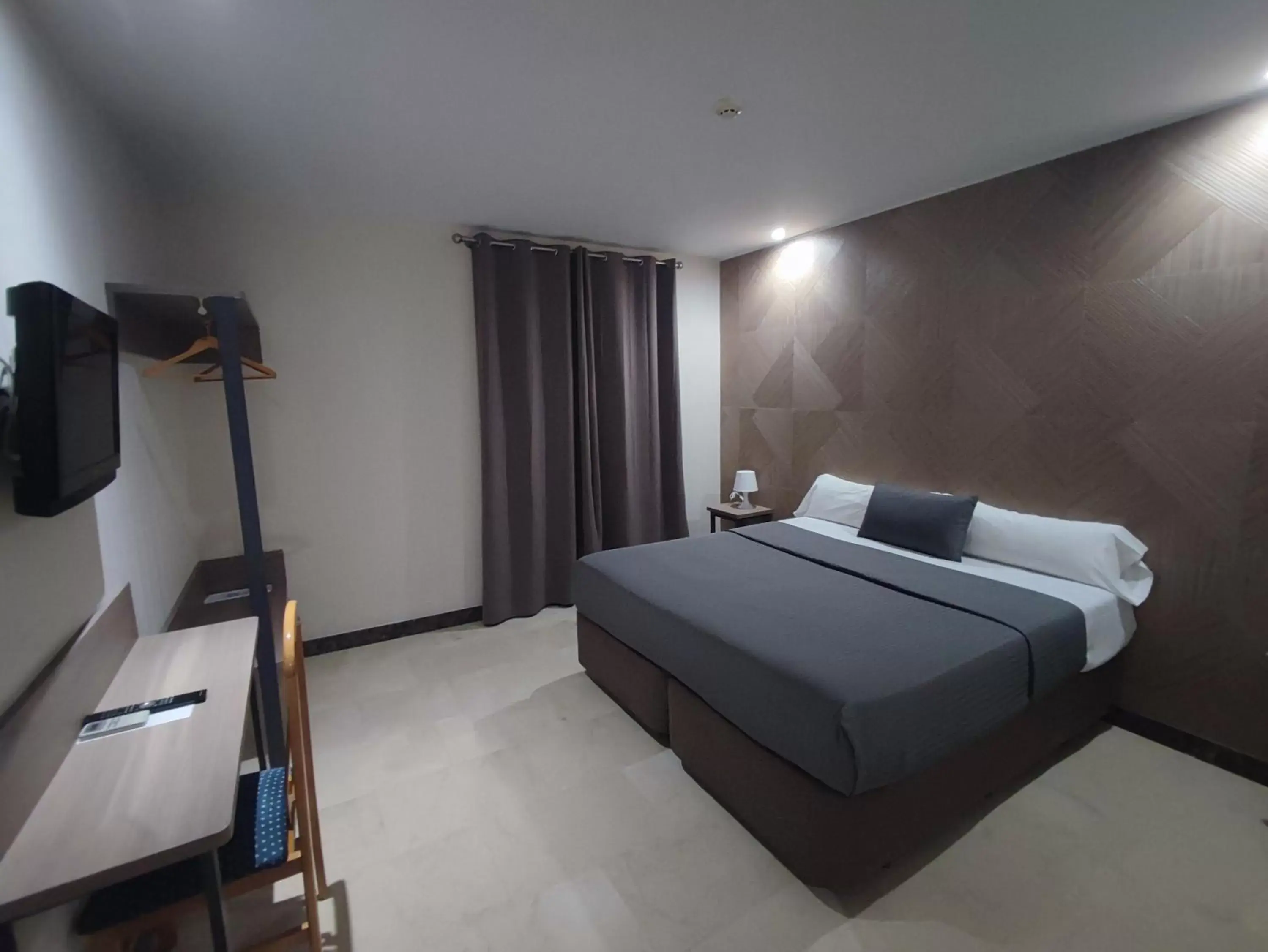 Bedroom, Bed in Hotel Ciudad de Navalcarnero
