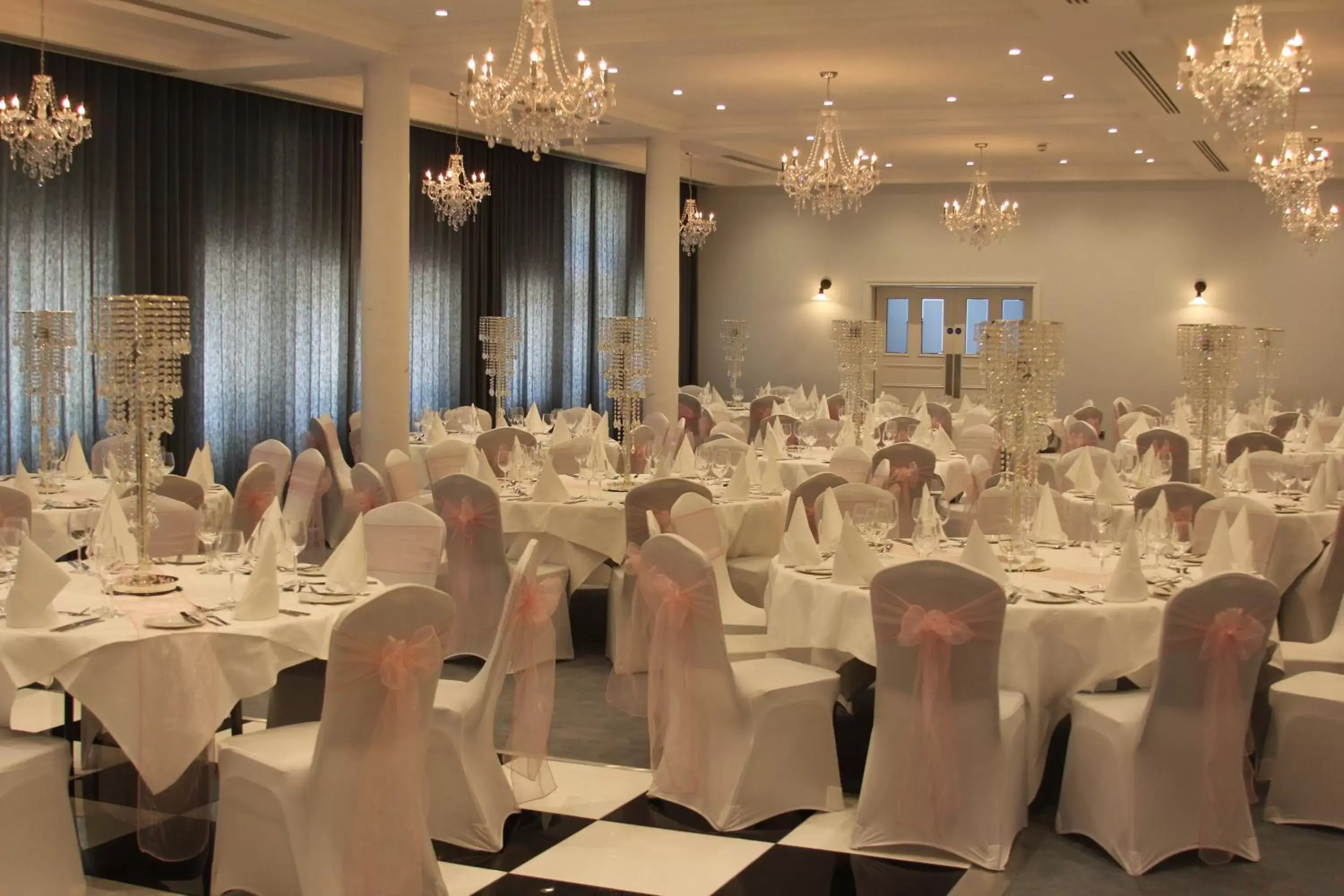 Banquet/Function facilities, Banquet Facilities in Yarrow Hotel