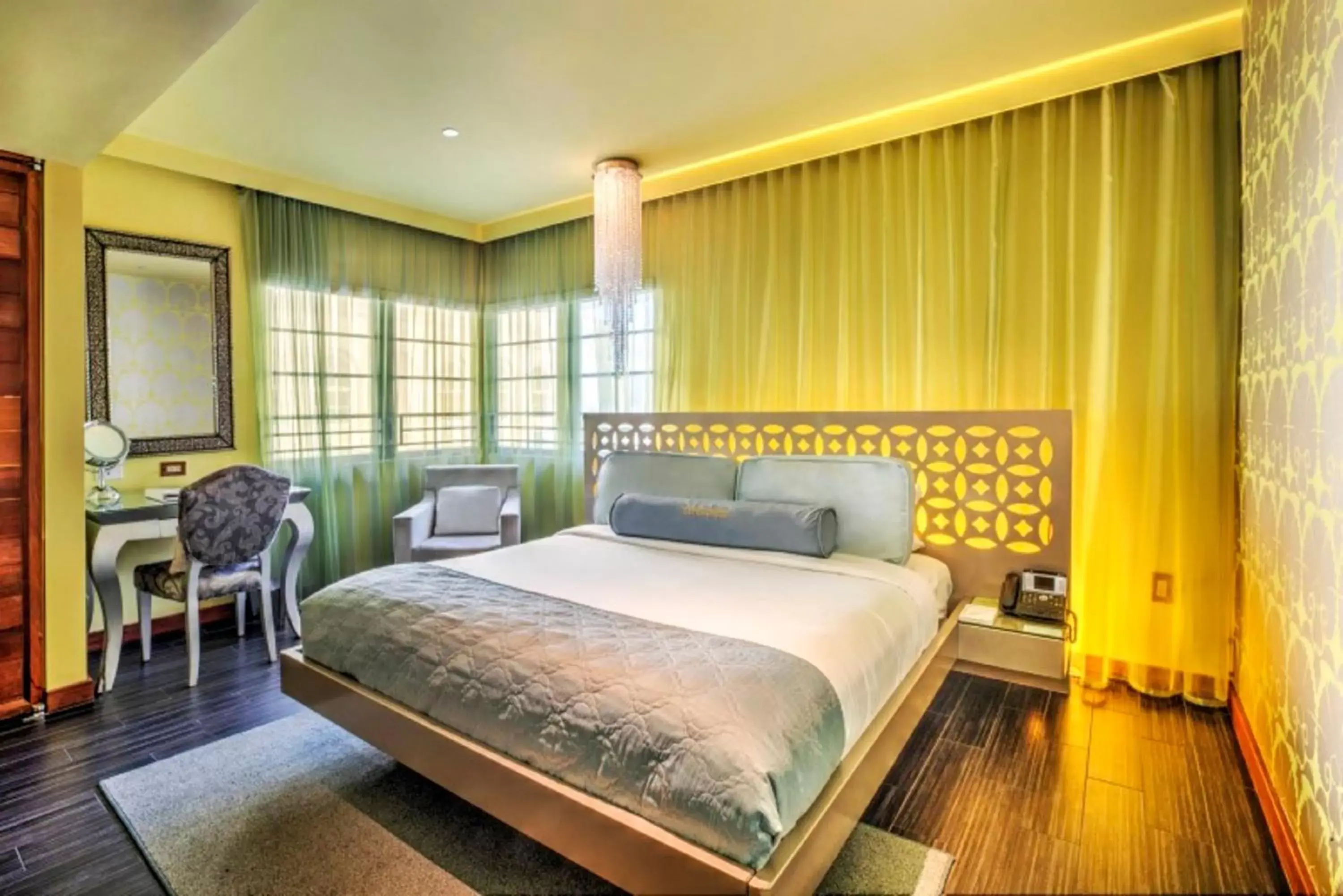 Bed, Room Photo in Dream South Beach, Part Of Hyatt