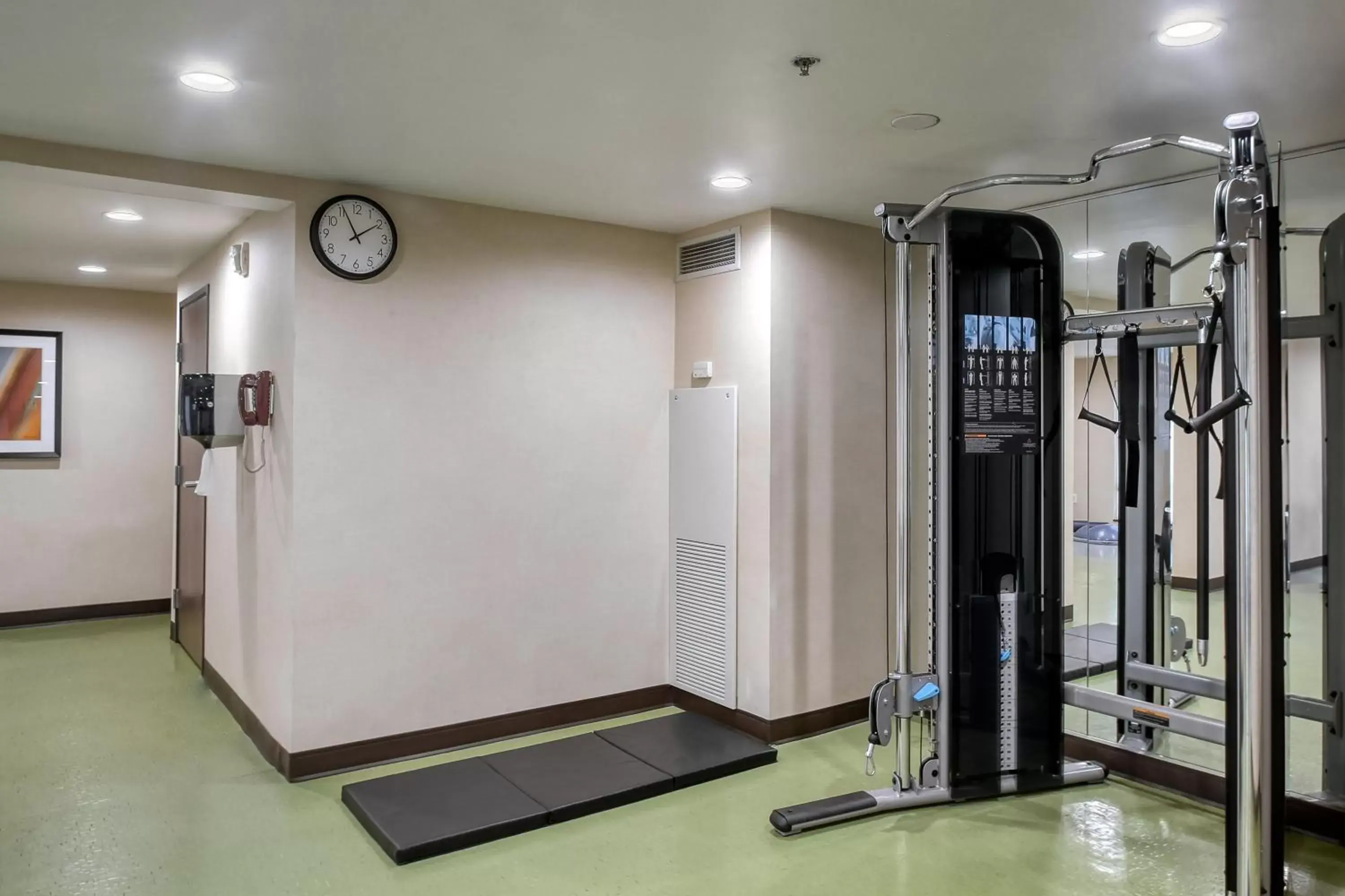 Fitness centre/facilities in Holiday Inn & Suites Atlanta Airport North, an IHG Hotel