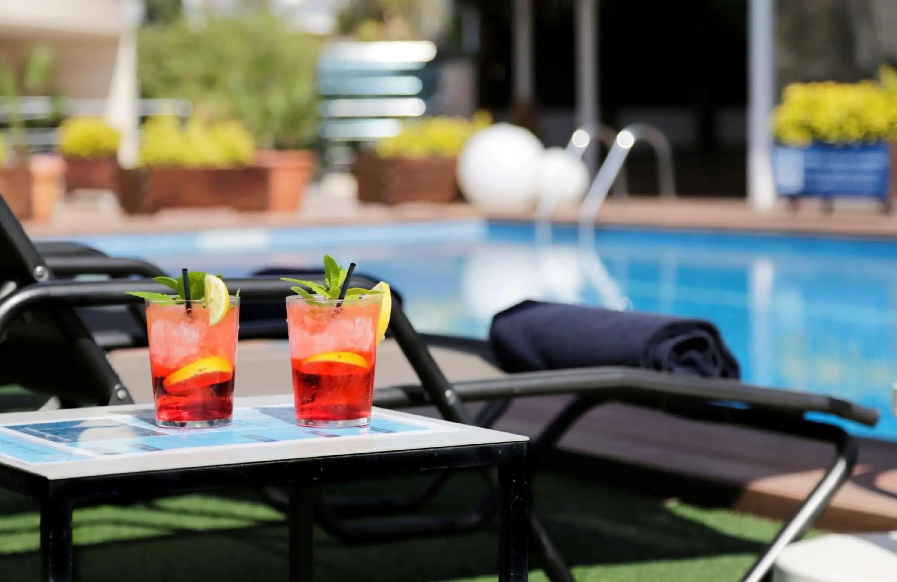 Lounge or bar, Swimming Pool in Best Western Hotel Mediterraneo