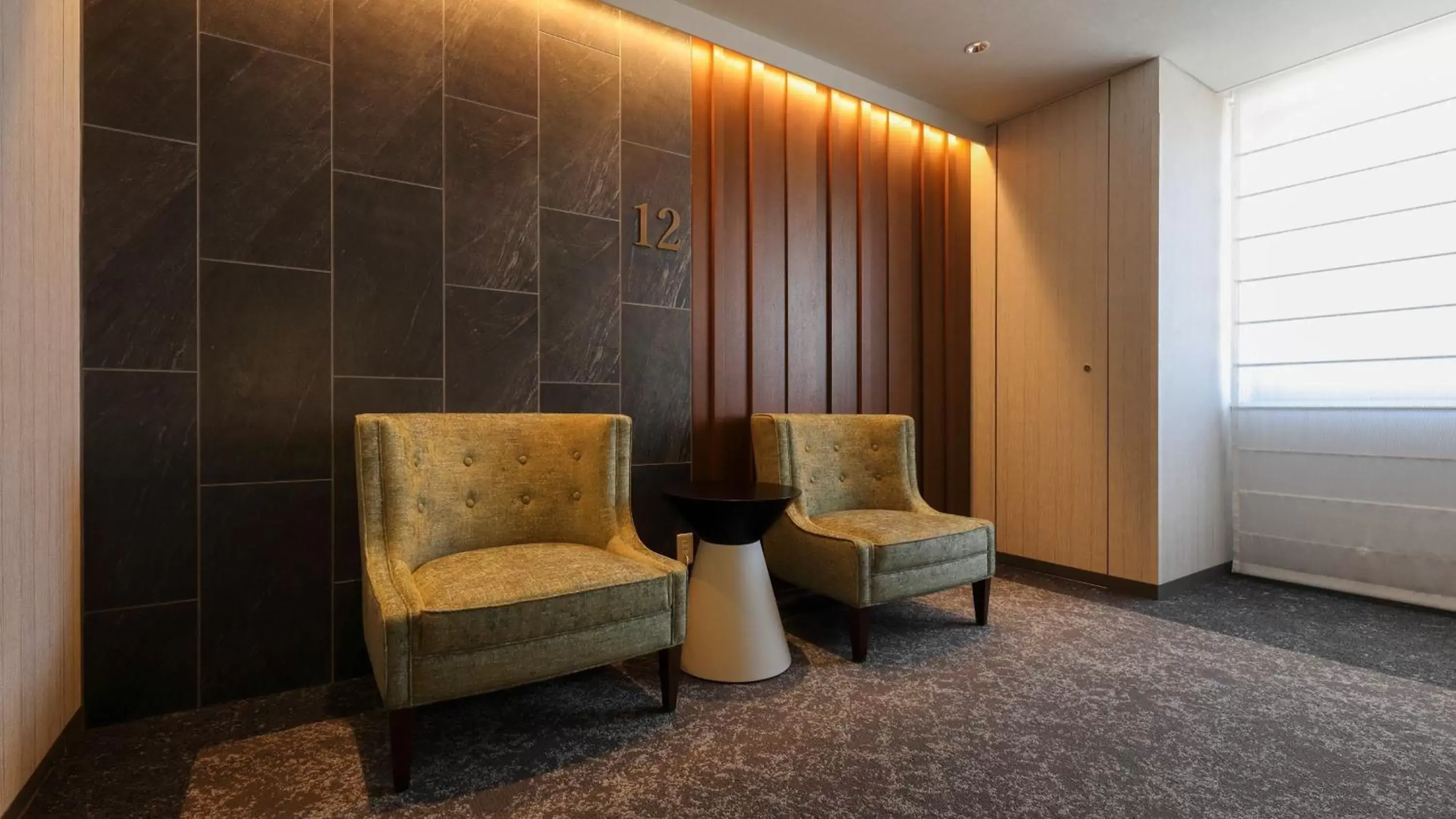 Lobby or reception, Seating Area in ANA Holiday Inn Sendai, an IHG Hotel