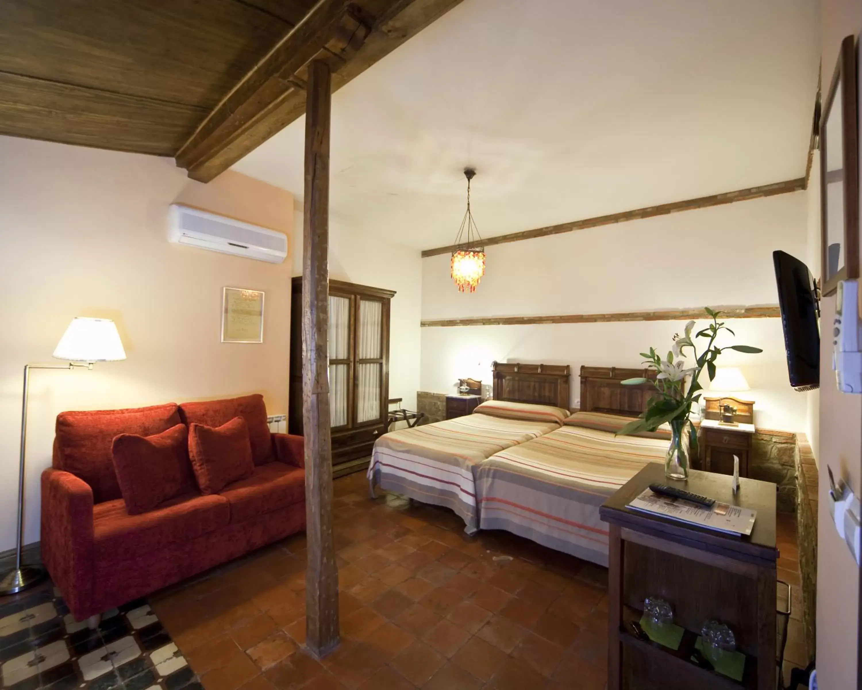 Photo of the whole room, Bed in Hotel Boutique La Morada de Juan de Vargas