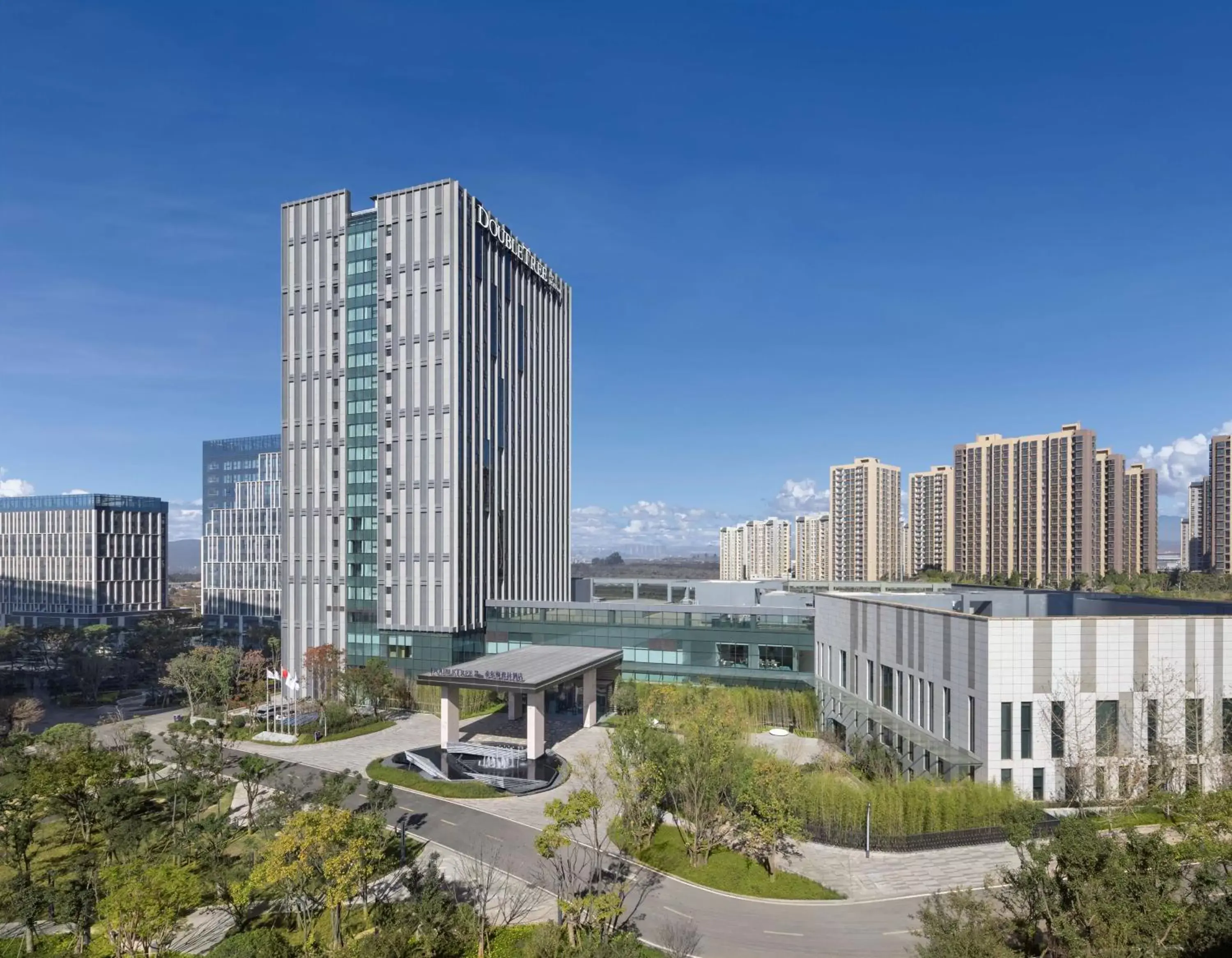 Property building in Doubletree By Hilton Kunming Airport