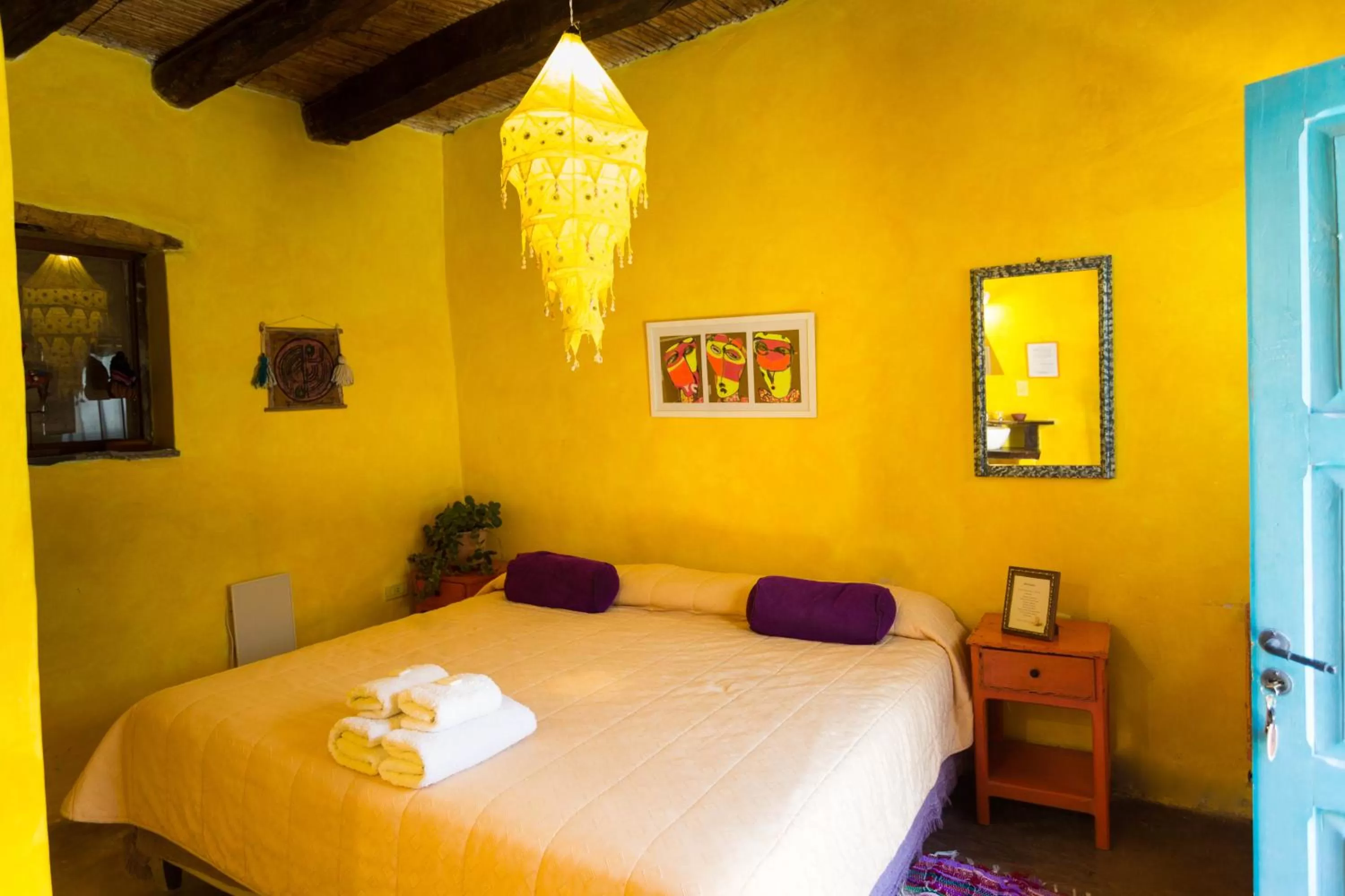 Double Room with Private Bathroom in Viracocha Art Hostel Cachi