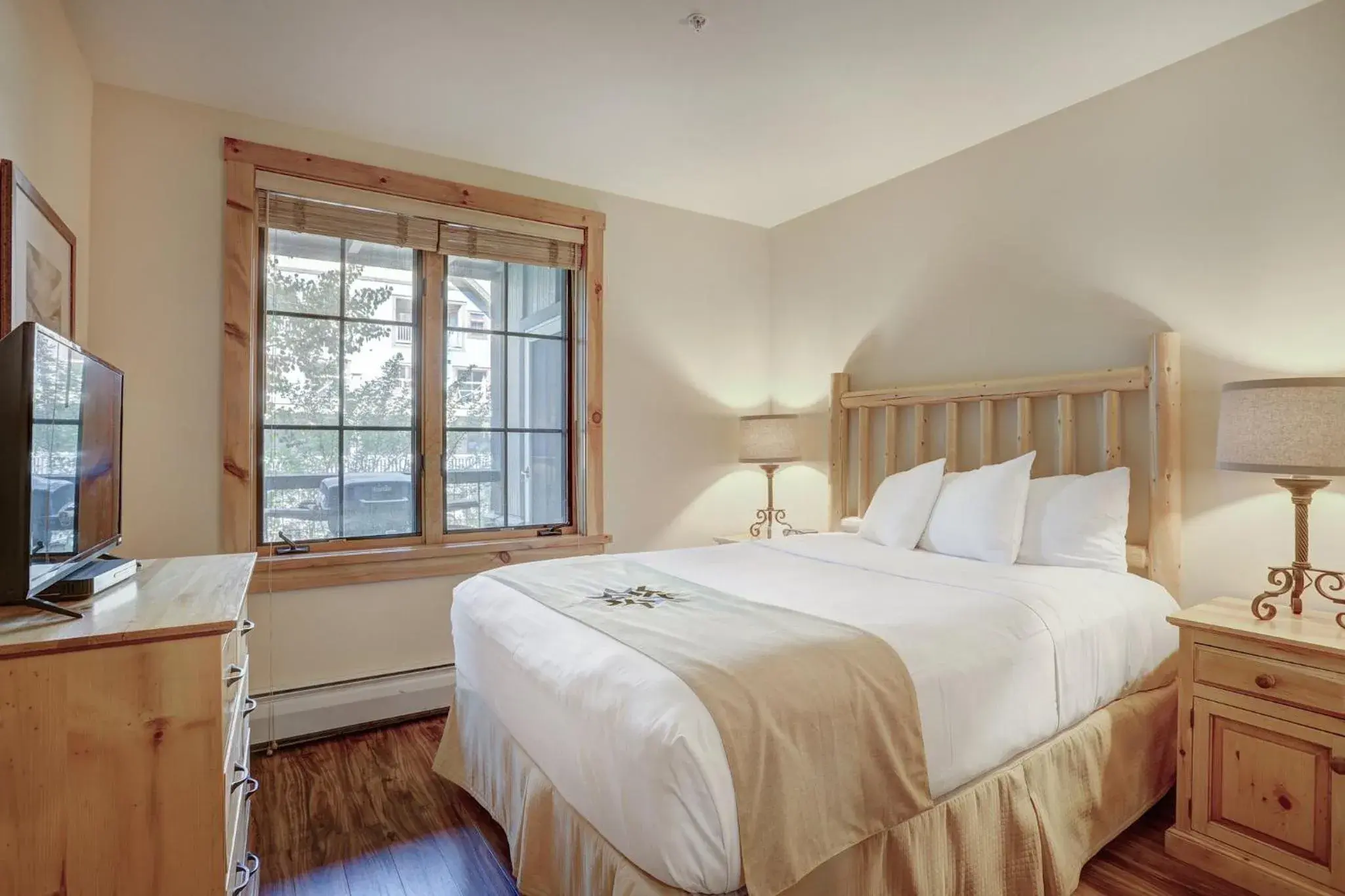 Photo of the whole room, Bed in River Run Village by Keystone Resort