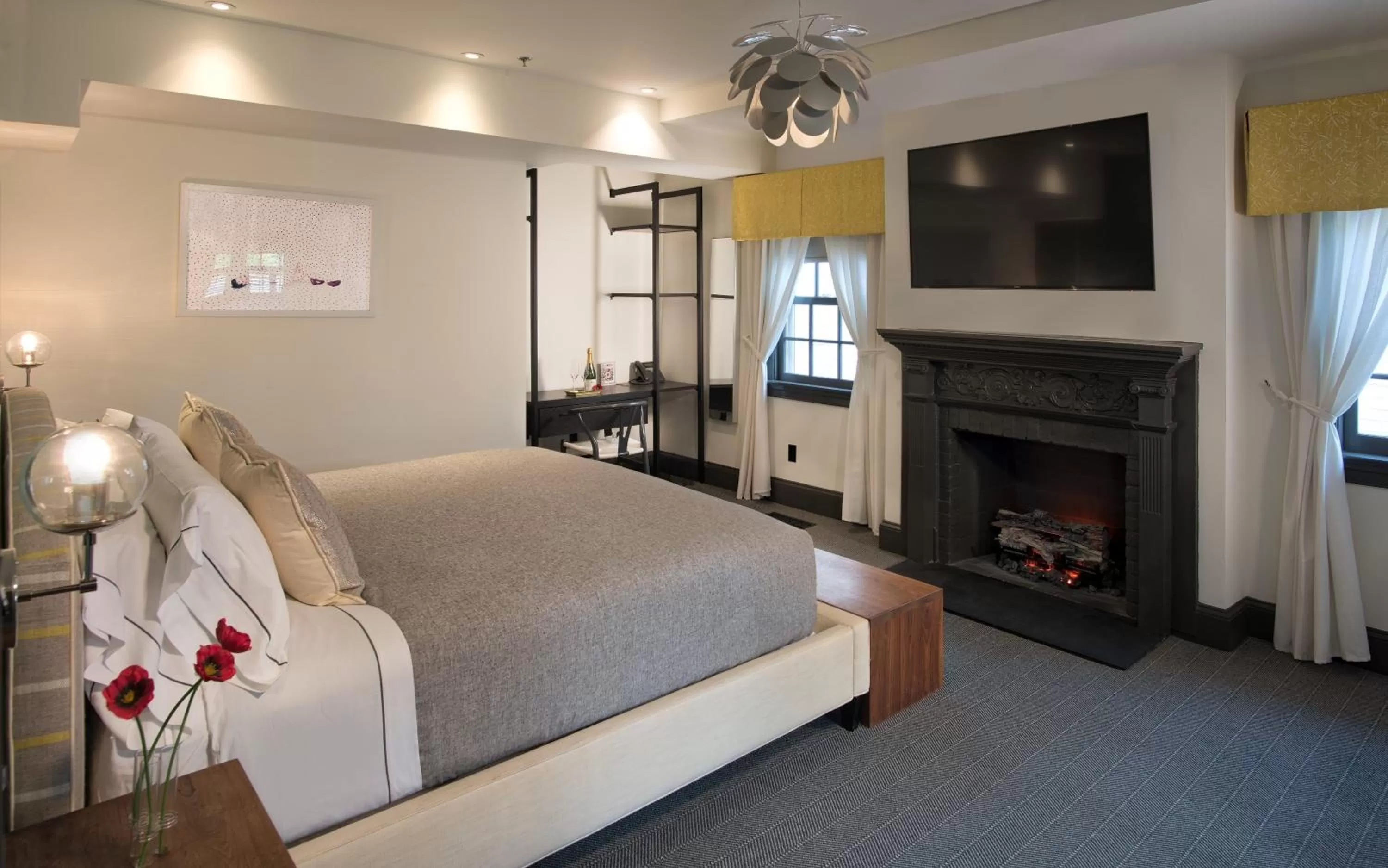 Bed in The Poppy Georgetown Guesthouse and Gardens