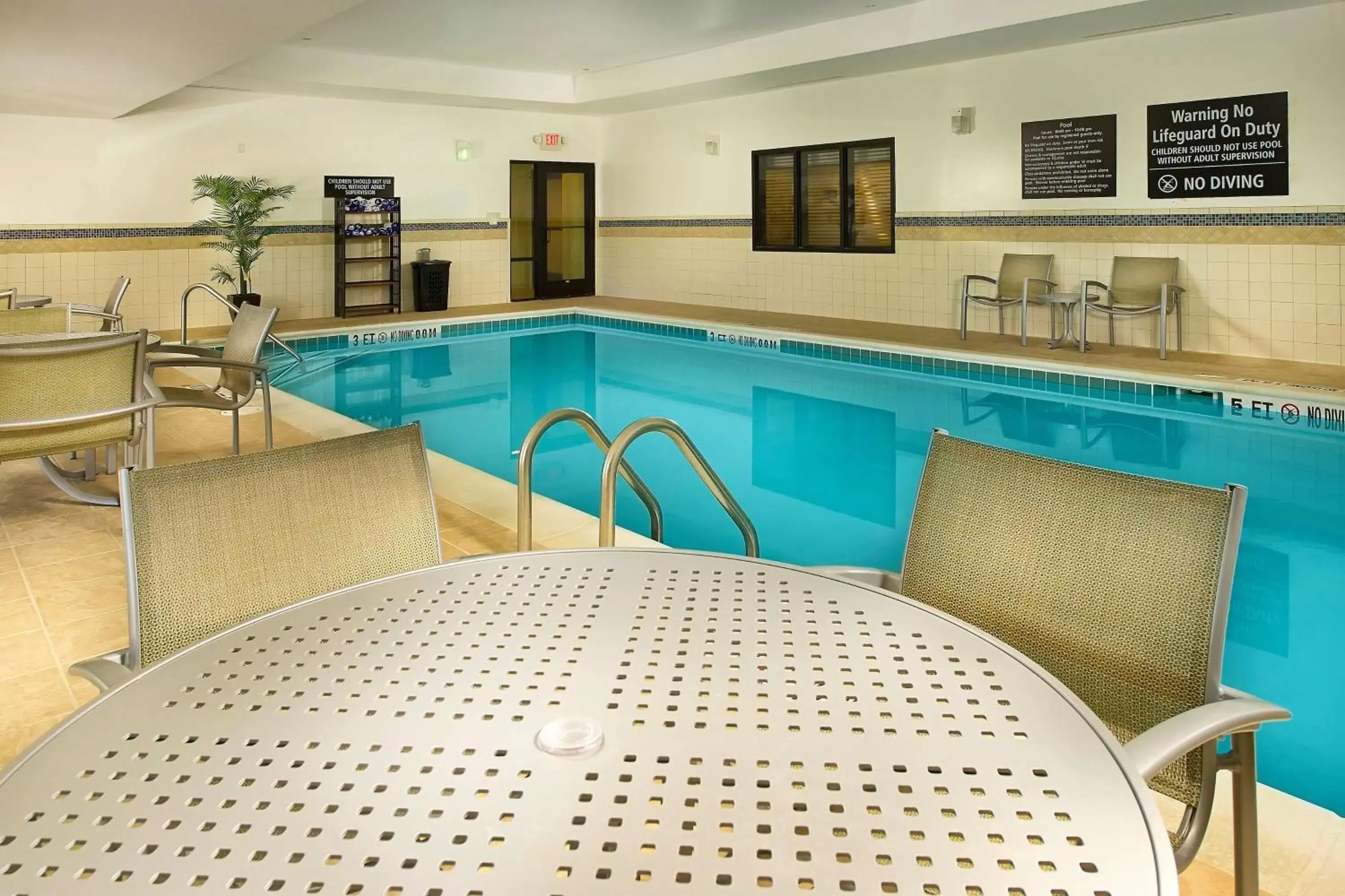 Pool view, Swimming Pool in Hampton Inn Pampa