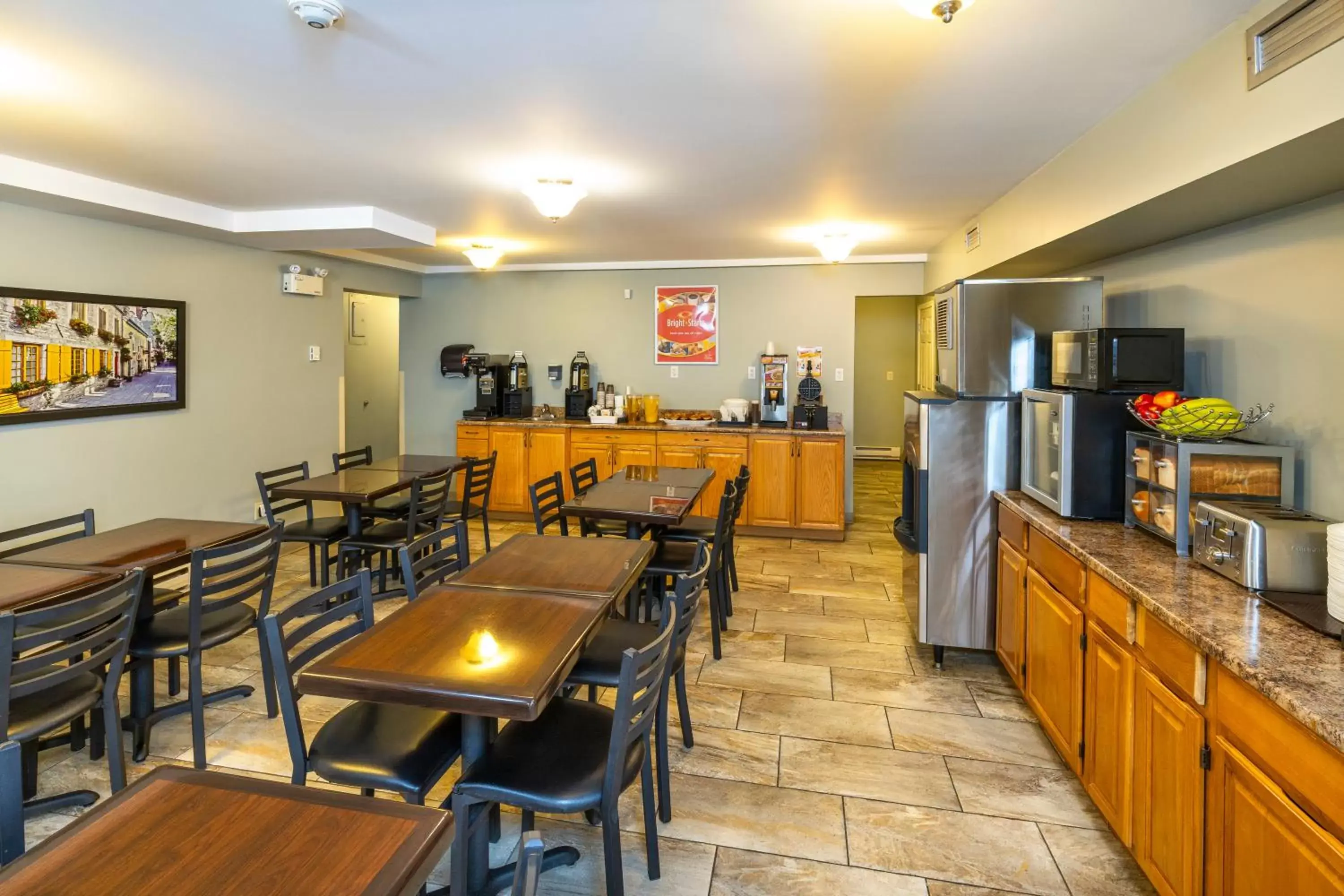 Continental breakfast, Restaurant/Places to Eat in Econo Lodge Miramichi