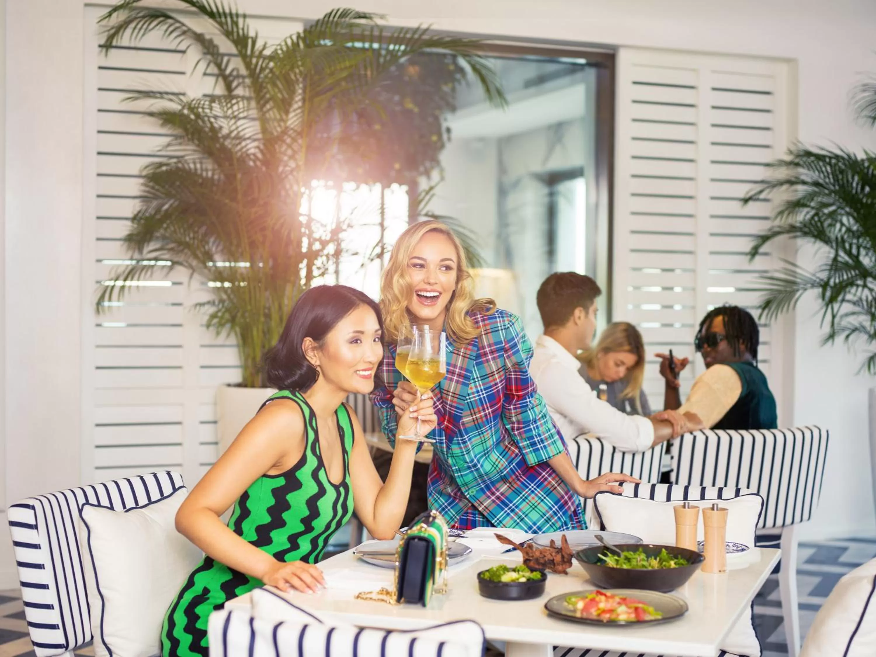 Restaurant/places to eat in Th8 Palm Dubai Beach Resort Vignette Collection, an IHG hotel