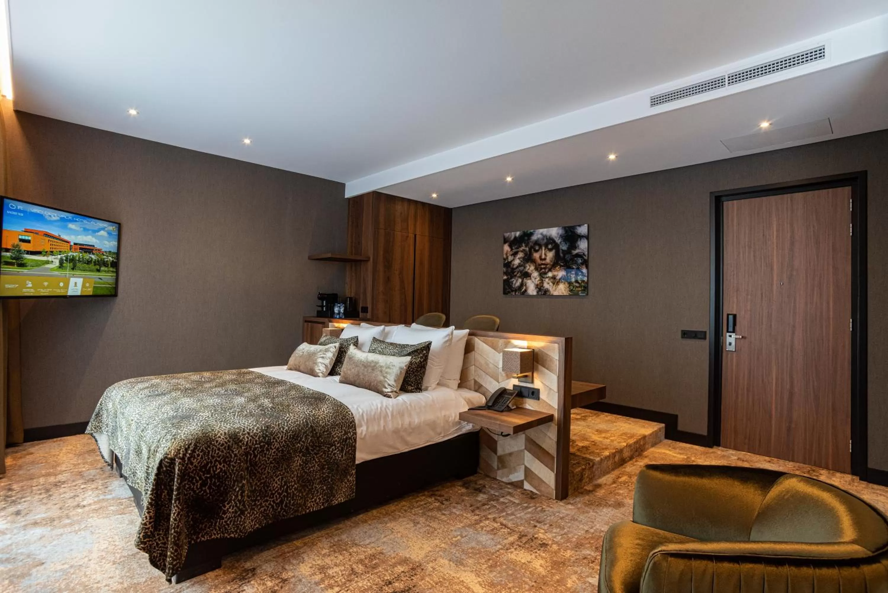 Bedroom, Bed in Van Der Valk Hotel Almere