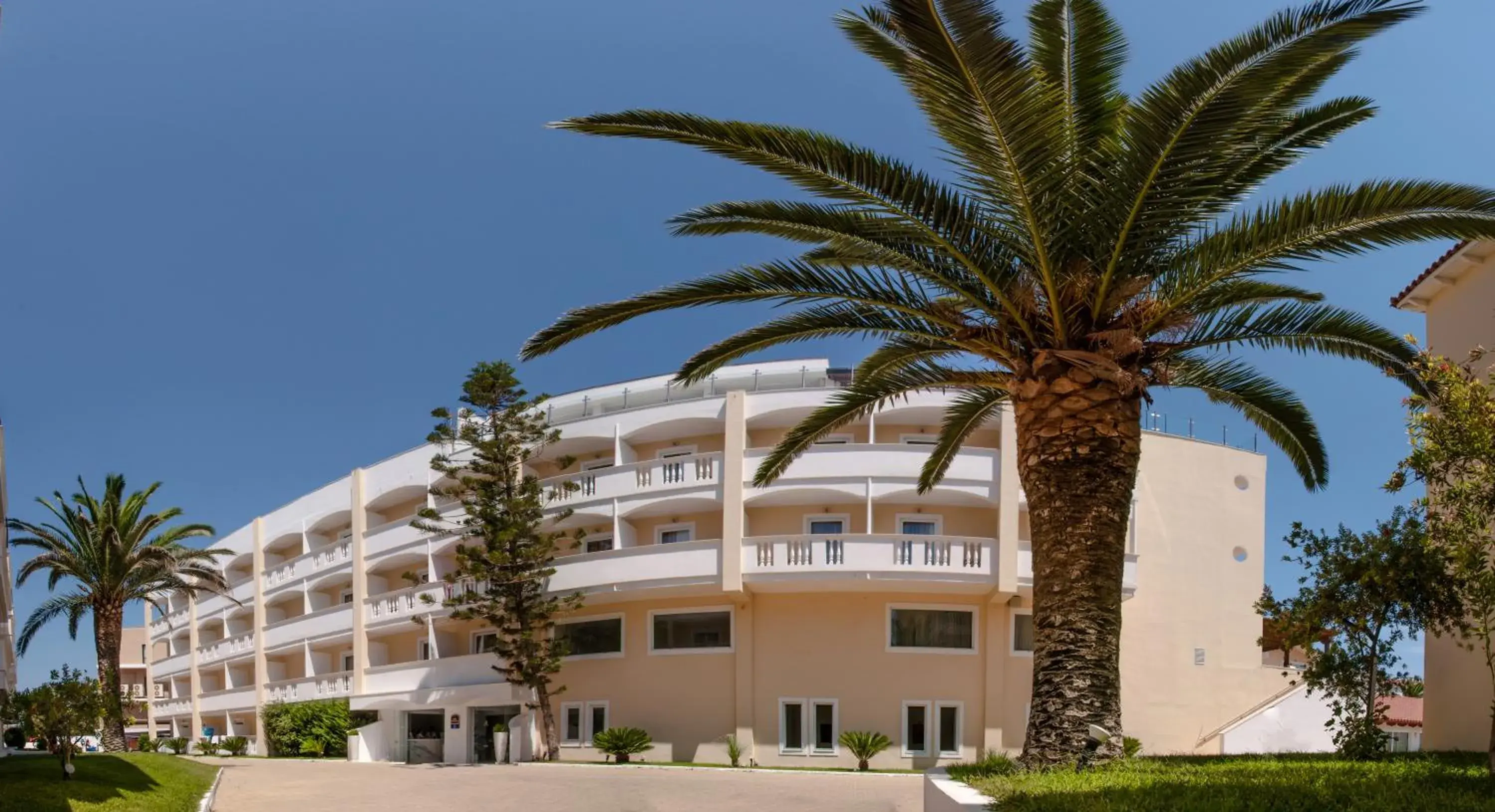 Facade/entrance, Property Building in Galaxy Beach Resort, BW Premier Collection