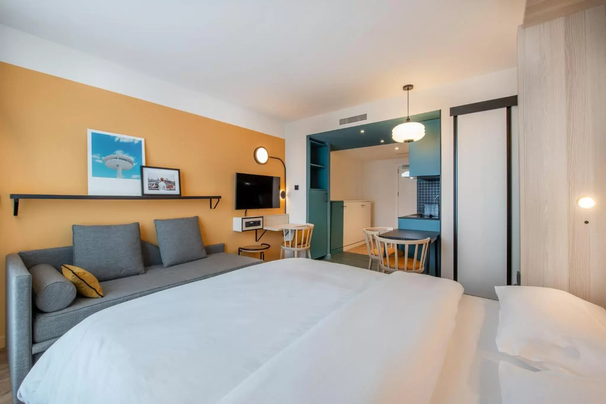 Bed in Aparthotel Adagio access Hamburg Bed in Aparthotel Adagio access Hamburg