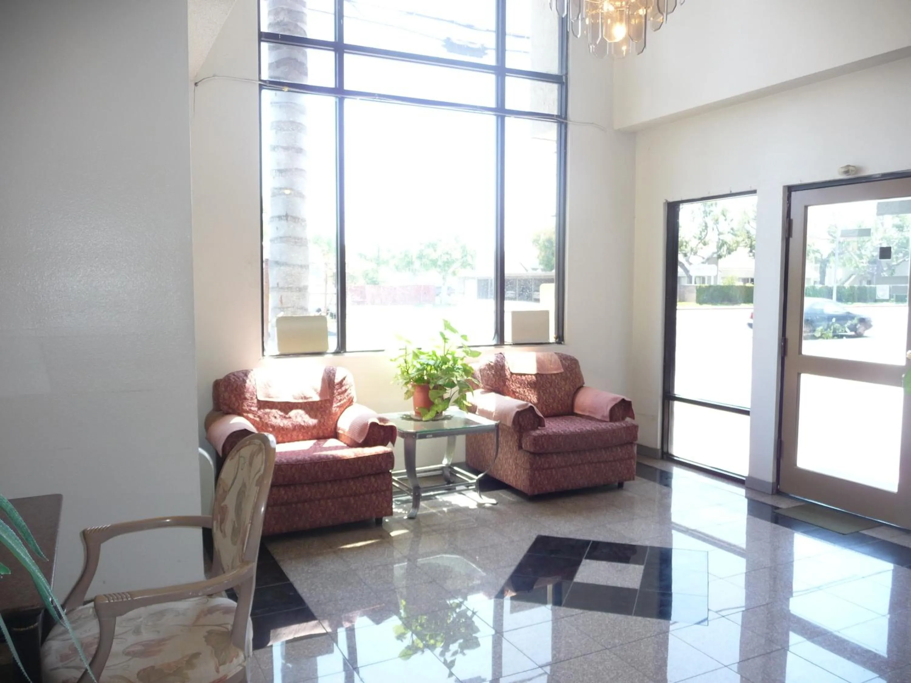 Lobby or reception, Seating Area in Rainbow Inn