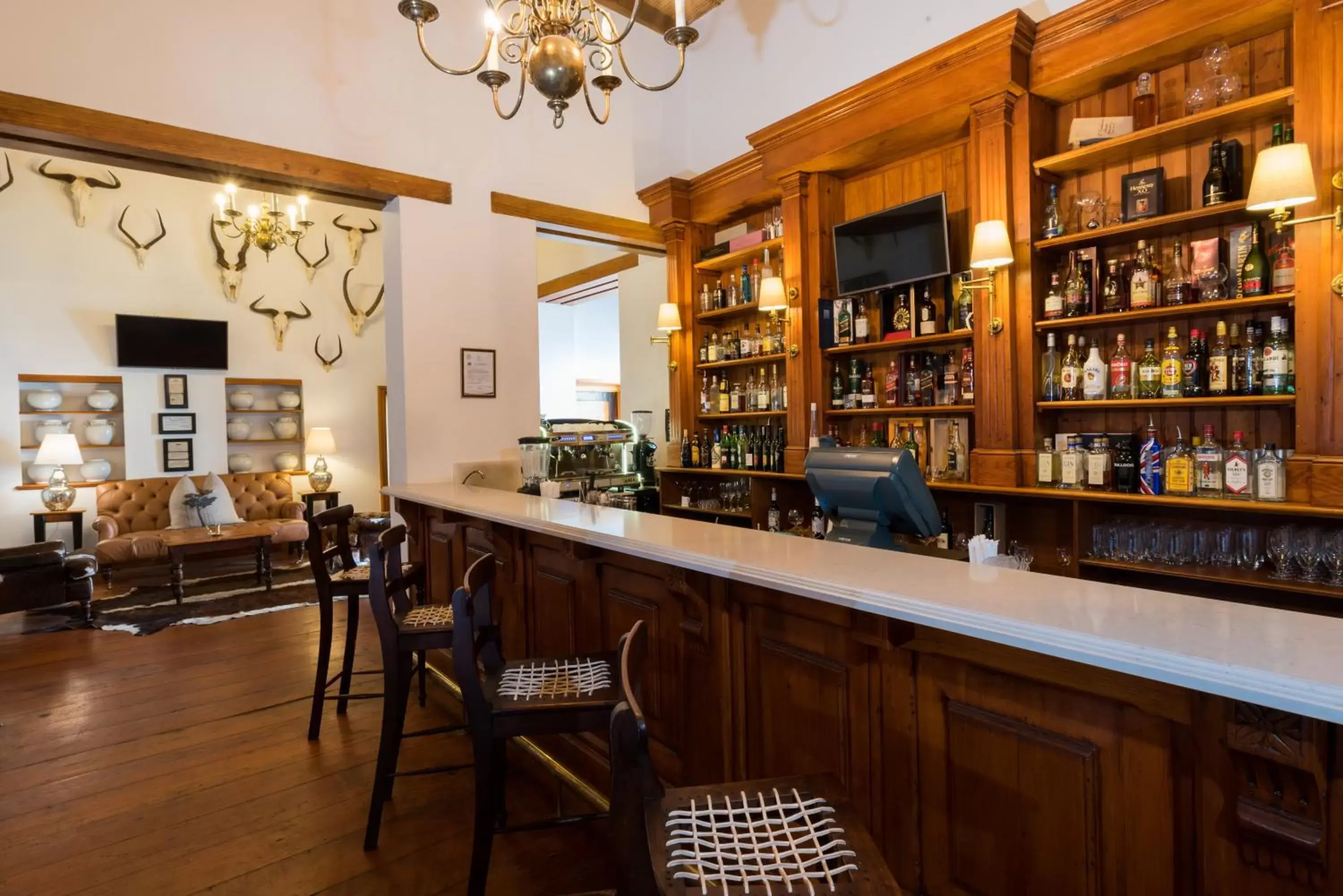 Lounge or bar, Lounge/Bar in Drostdy Hotel