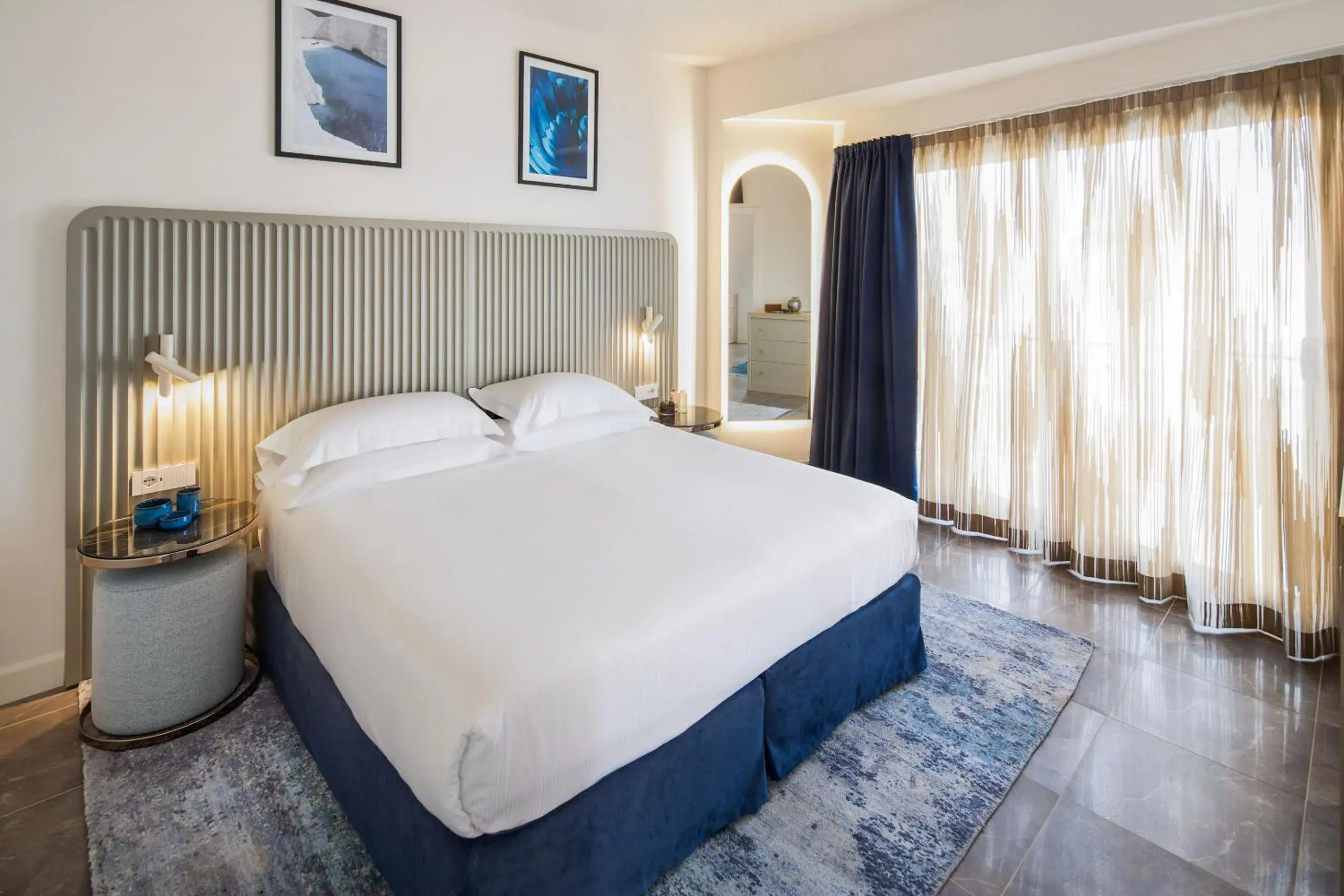 Bed in Grand Hotel Diana Majestic