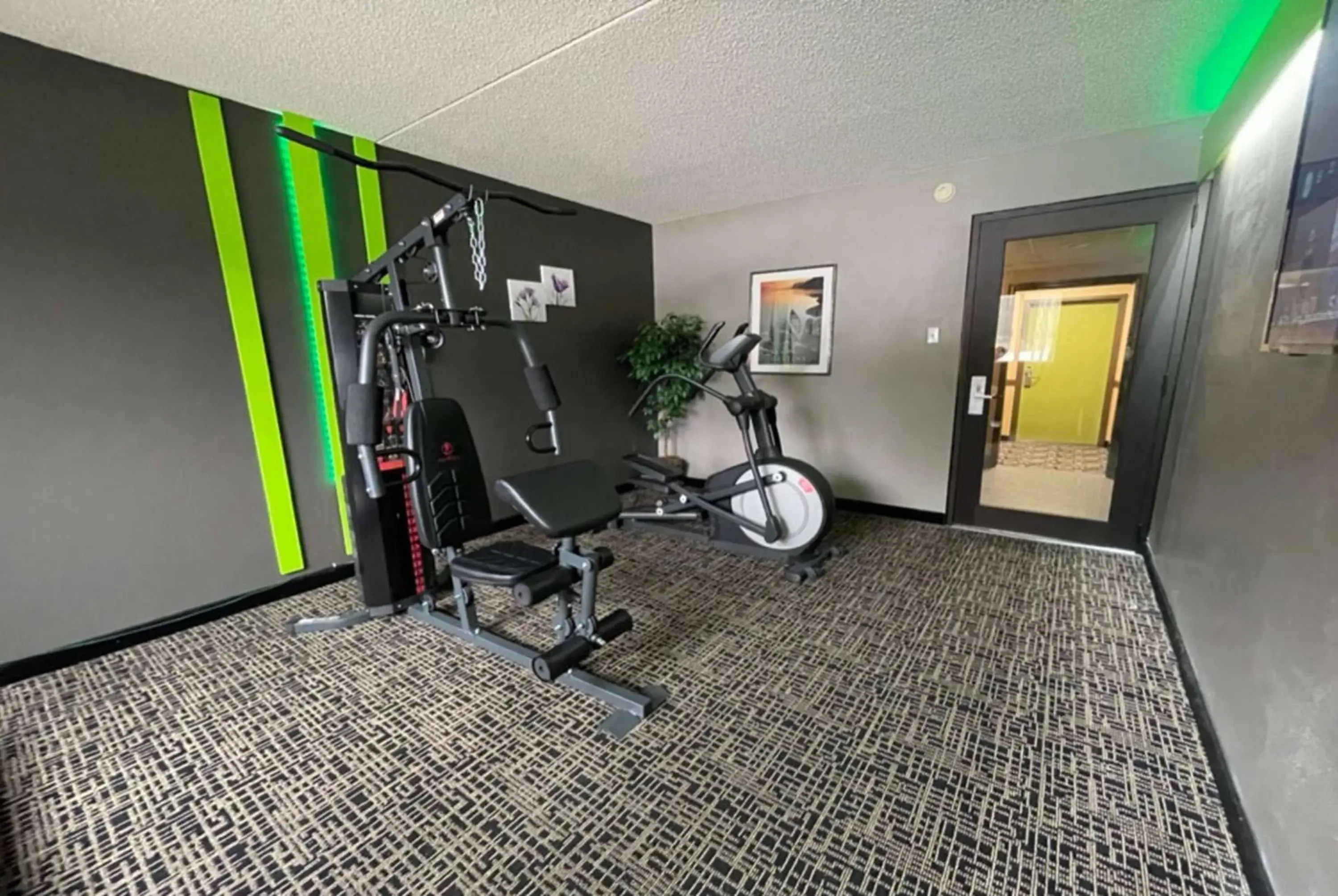 Fitness Center/Facilities in Wingate by Wyndham Lake George