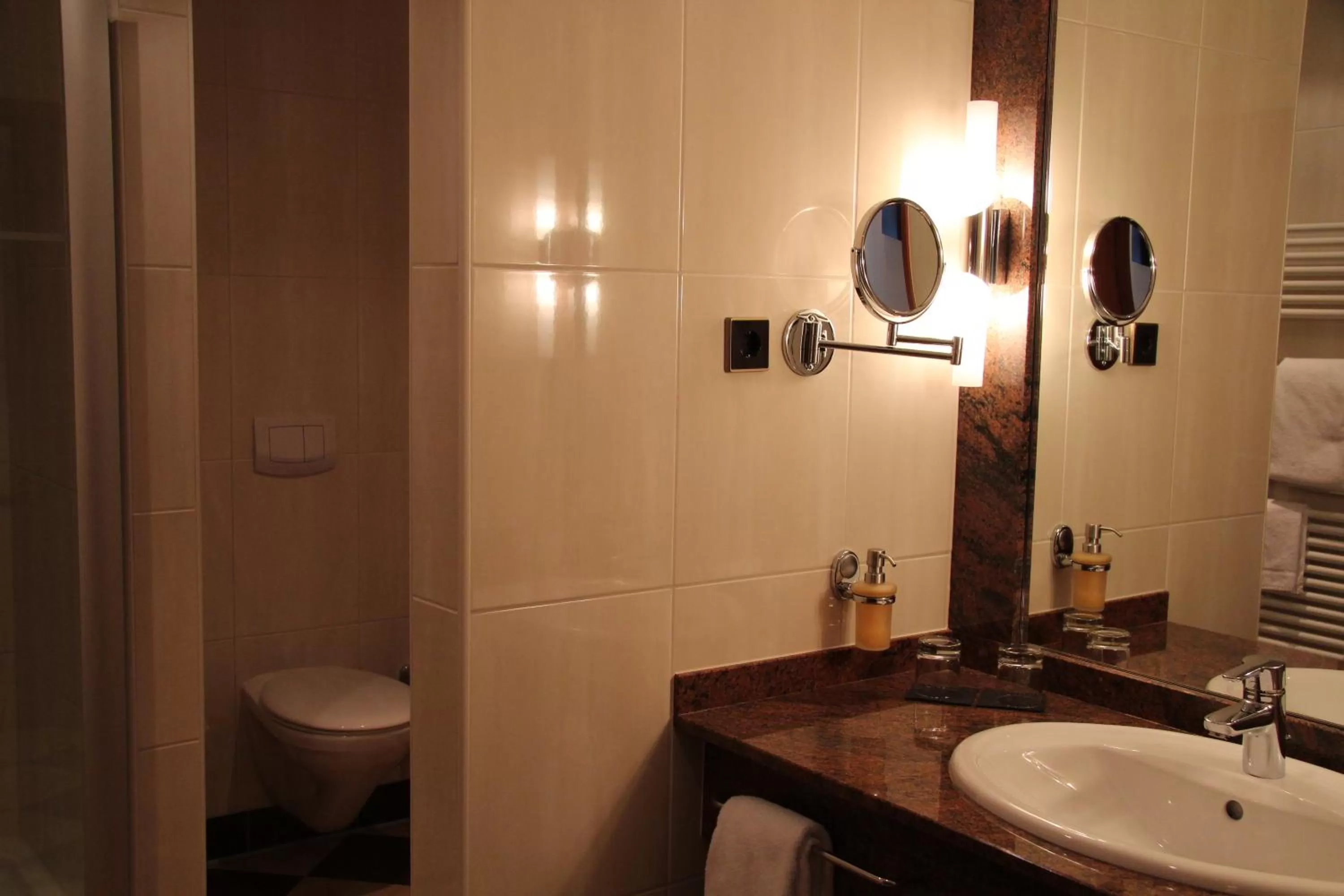 Photo of the whole room in Hotel Amaris Bremerhaven