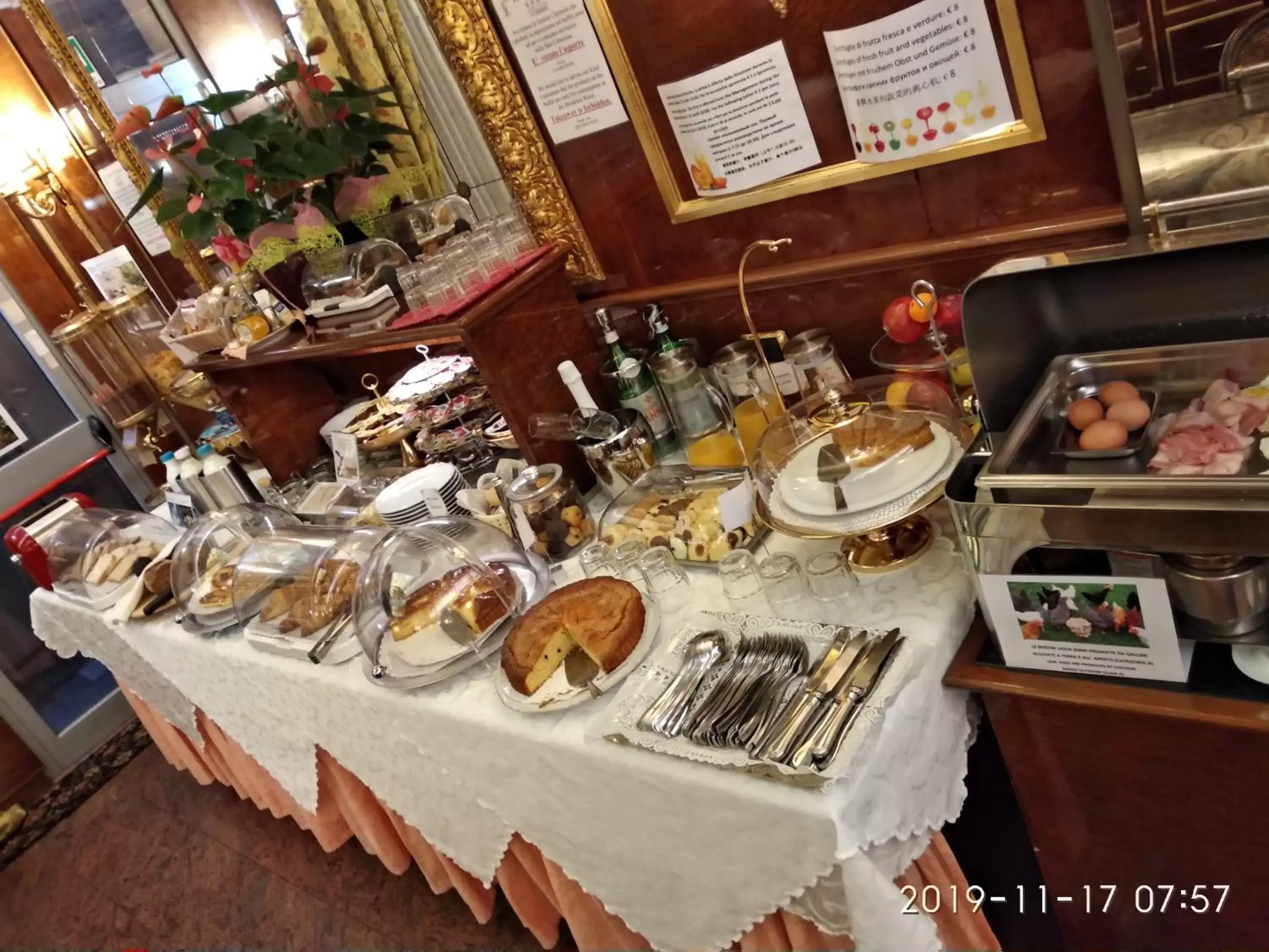 Food and drinks in Hotel Vittoria