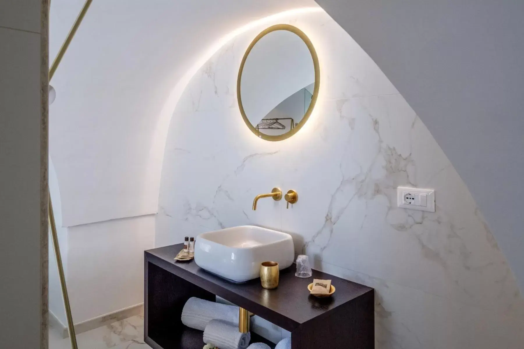 Bathroom in La Bella Ostuni Suites